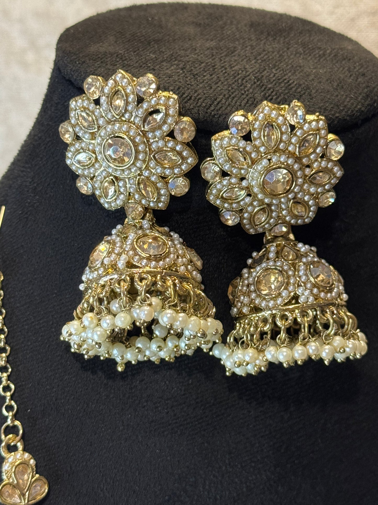 Antique Gold Jhumka & Tikka Set