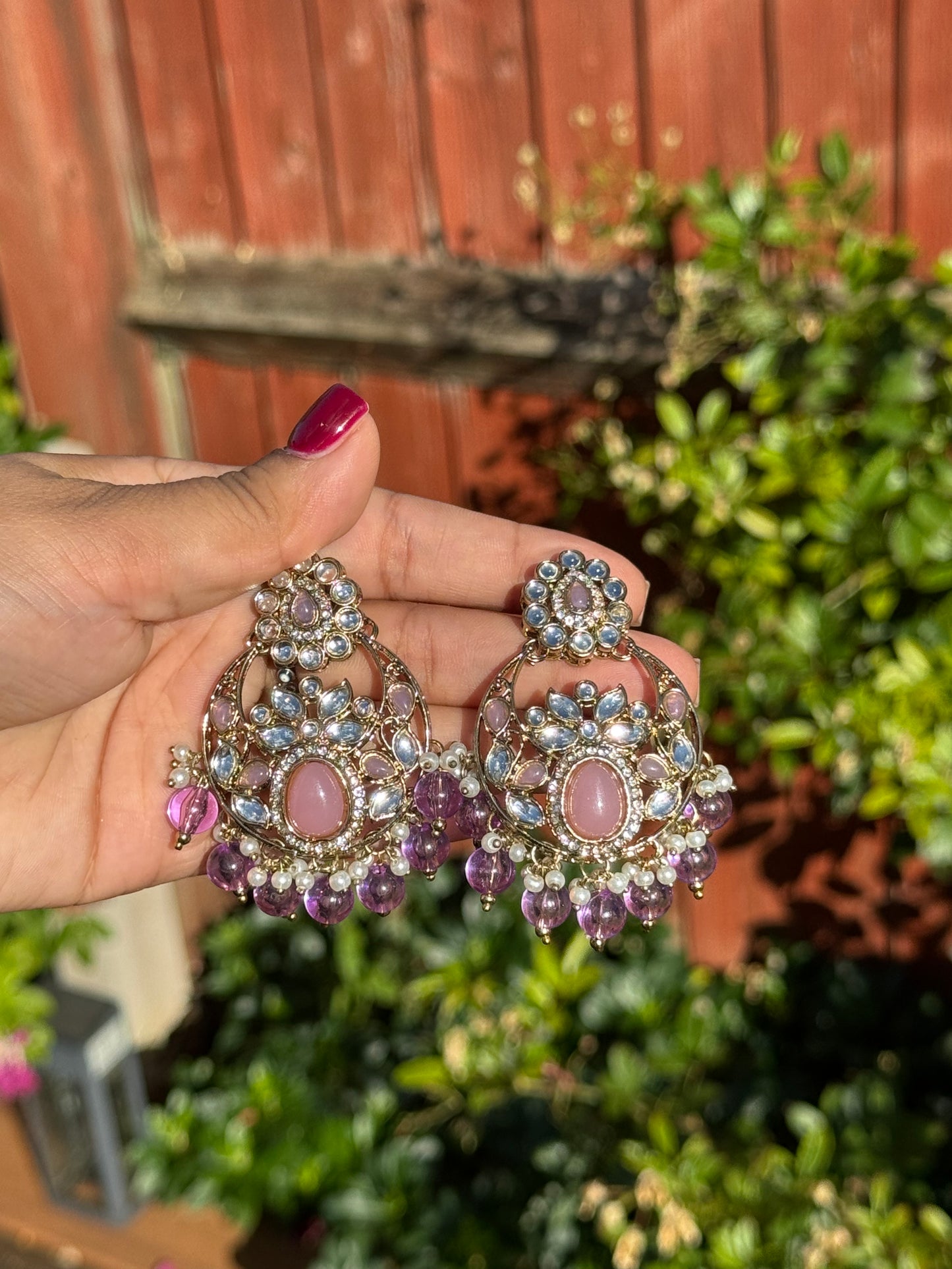 Purple & Pink Necklace Set with Tikka