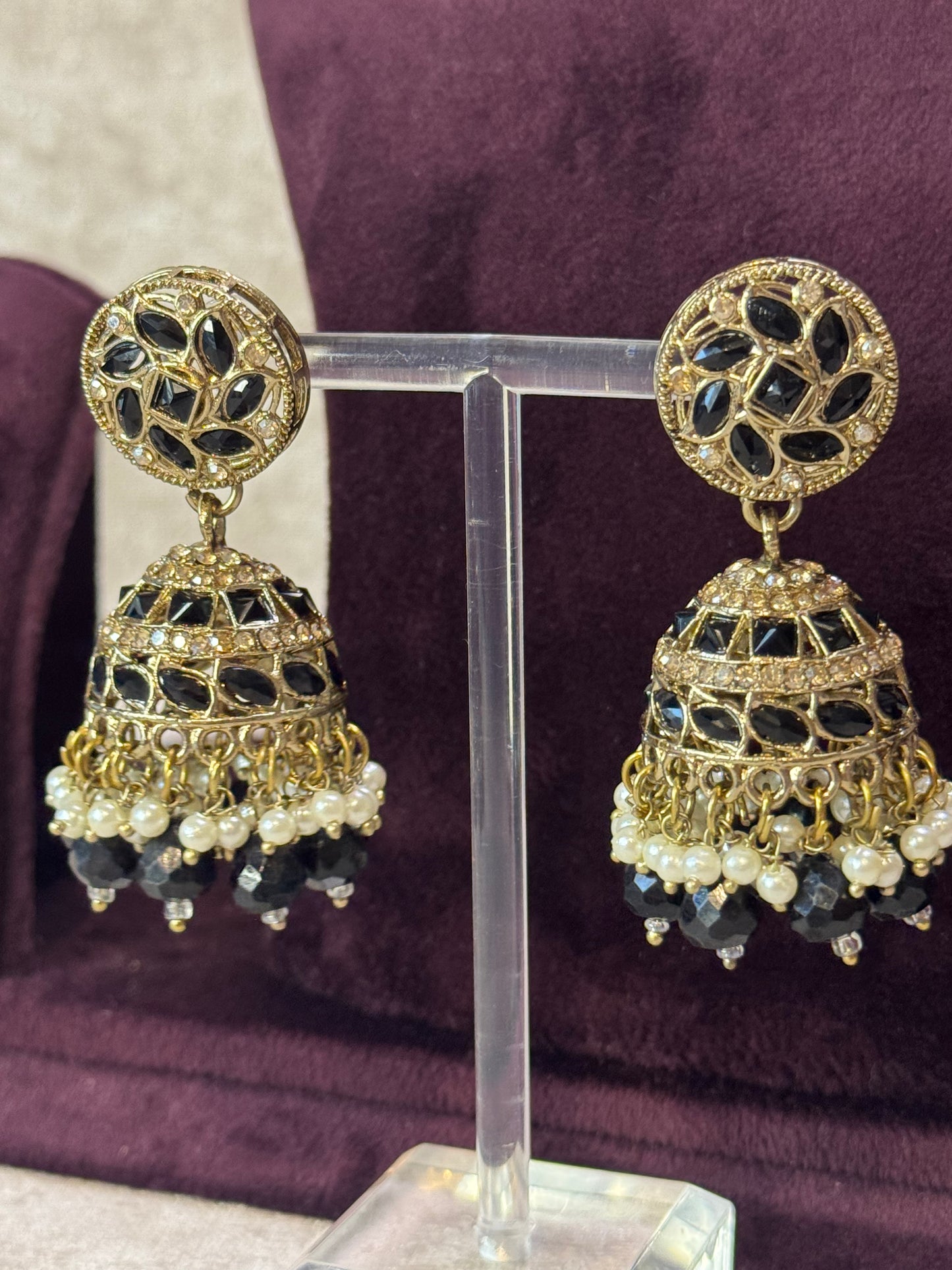 Champagne Gold Necklace Set with Jhumka & Square Tikka | The Tara Collection