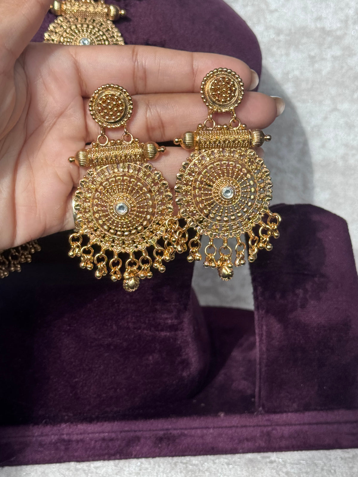 Shruti - Antique Gold Necklace Set | The Tara Collection