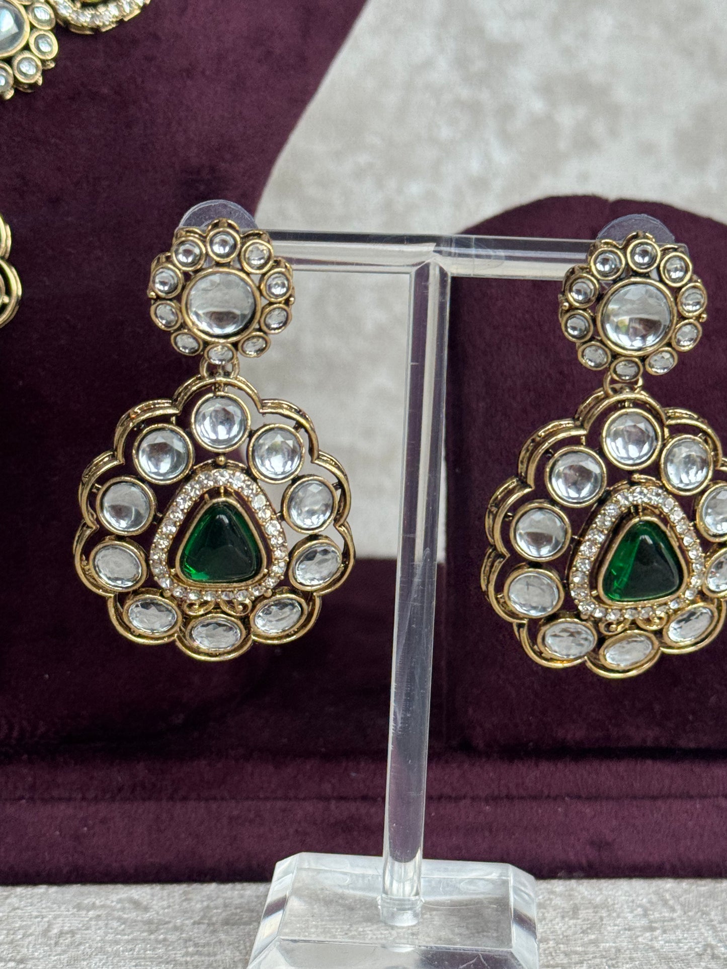 Kundan & Green Necklace Set | The Tara Collection