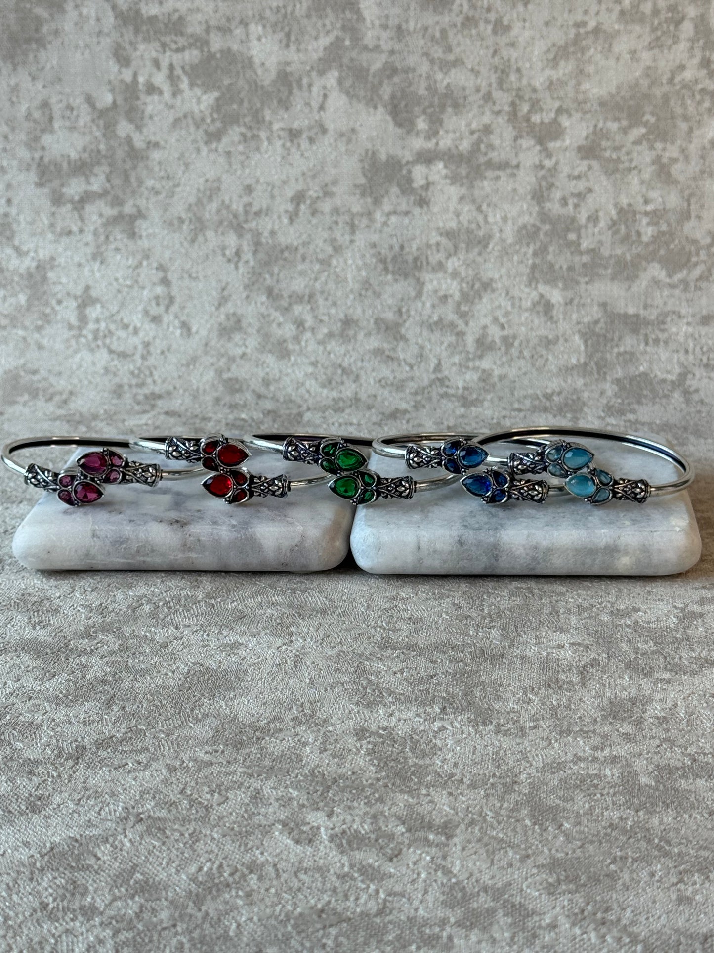 Oxidised Leaf Stone Bangles – Adjustable (Multiple Colours)