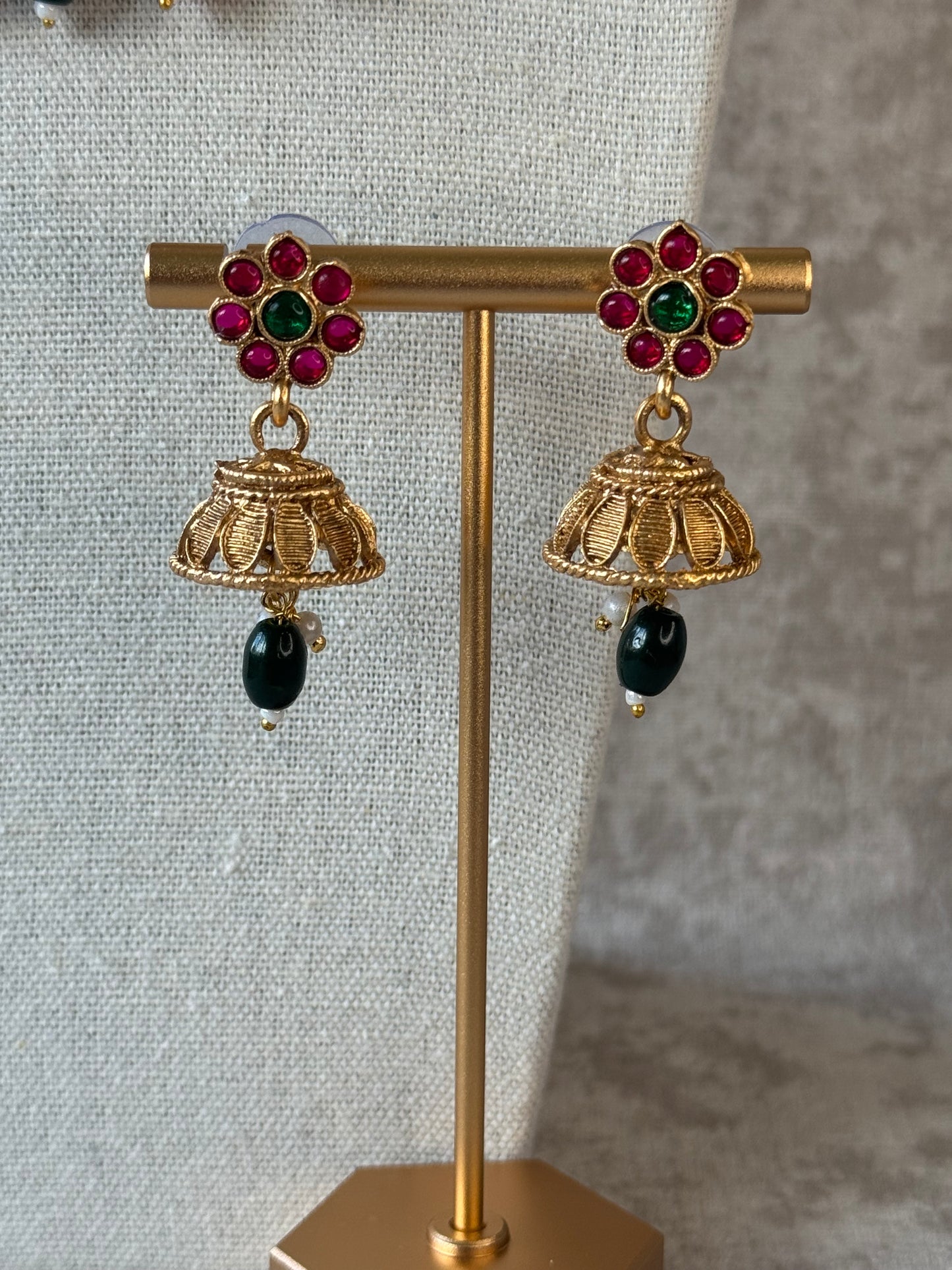 Temple Necklace Set with Rani Green detailing