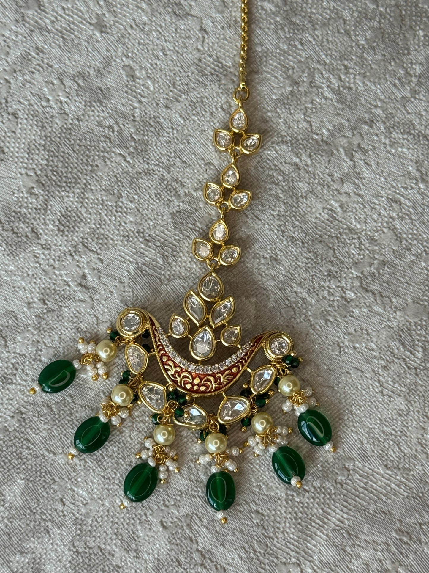 Elegant High Gold Maang Tikka