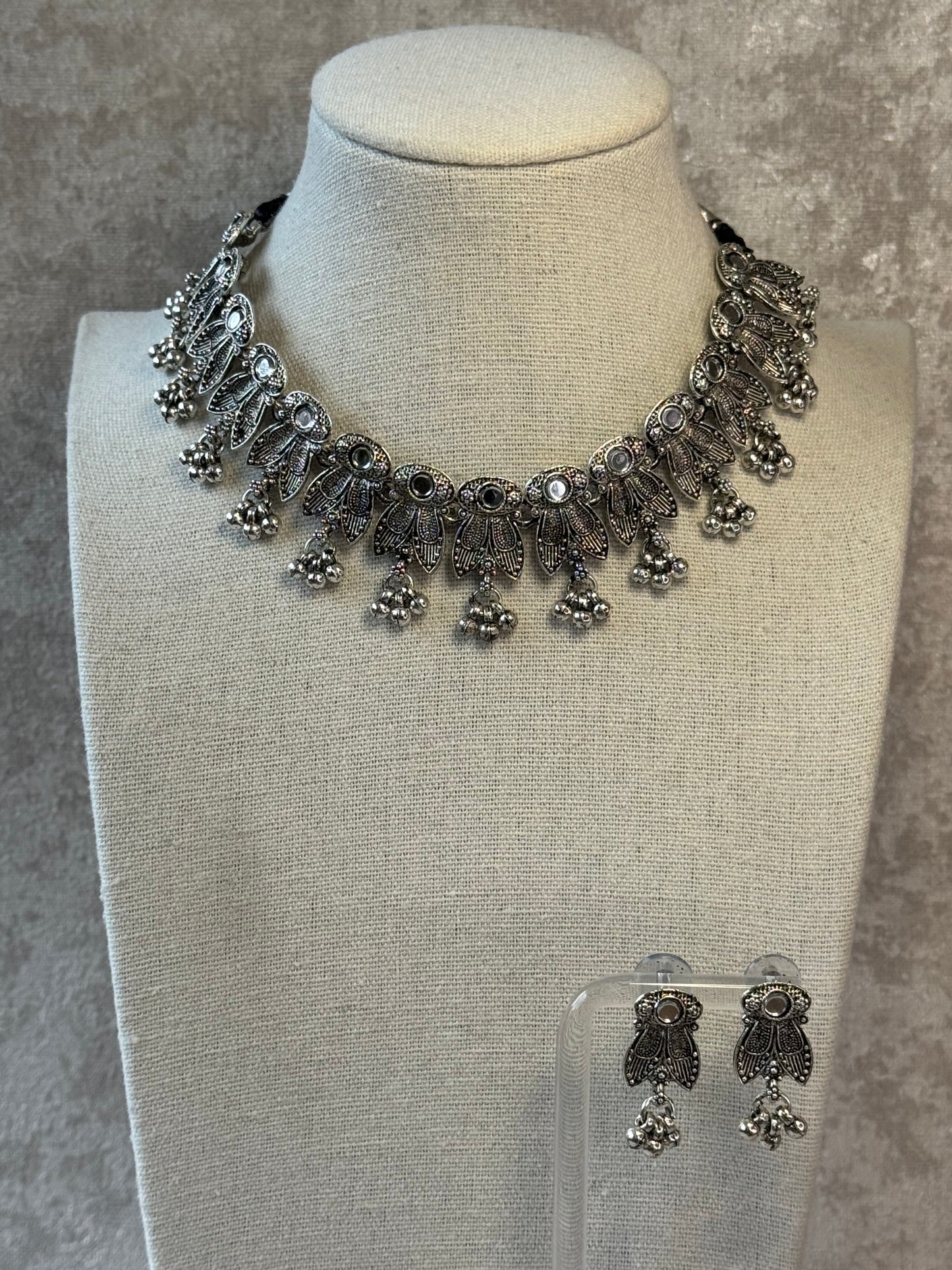 Exquisite Oxidised Silver Choker Necklace & Earring Set