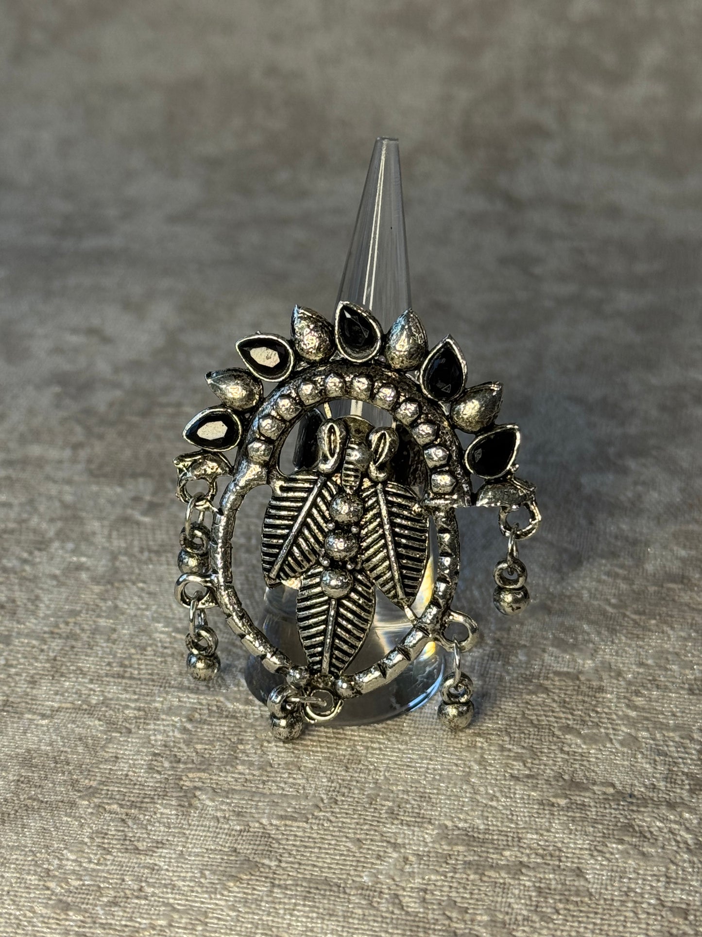 Oxidised Statement Ring with Leaf detailing