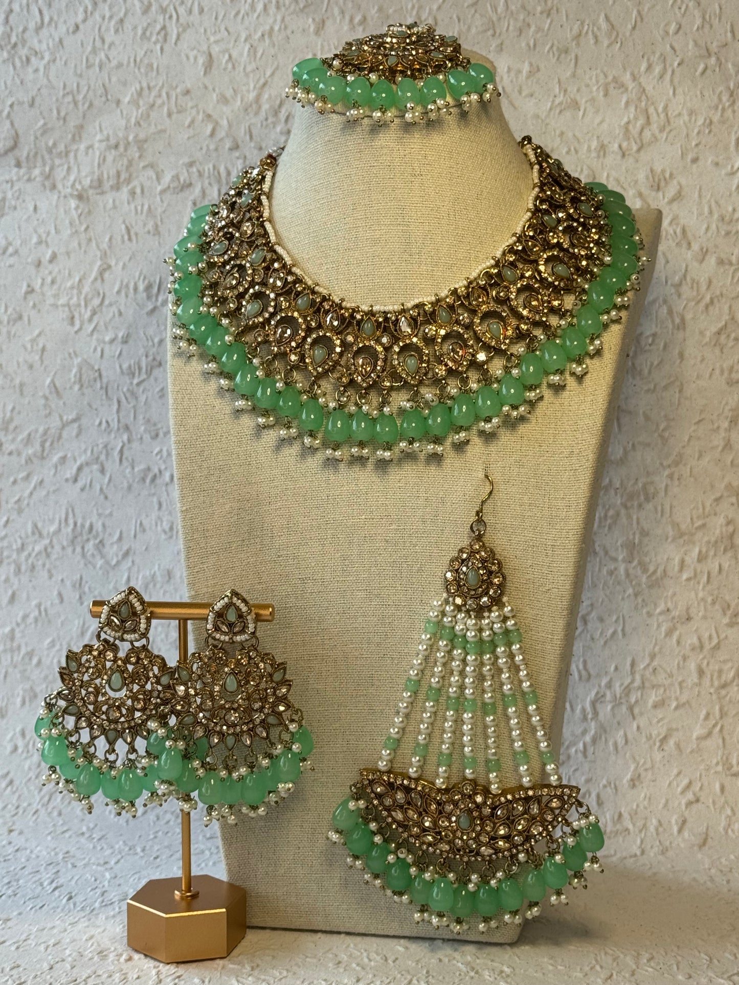 Mint Green & Gold Set with Tikka and Pasa