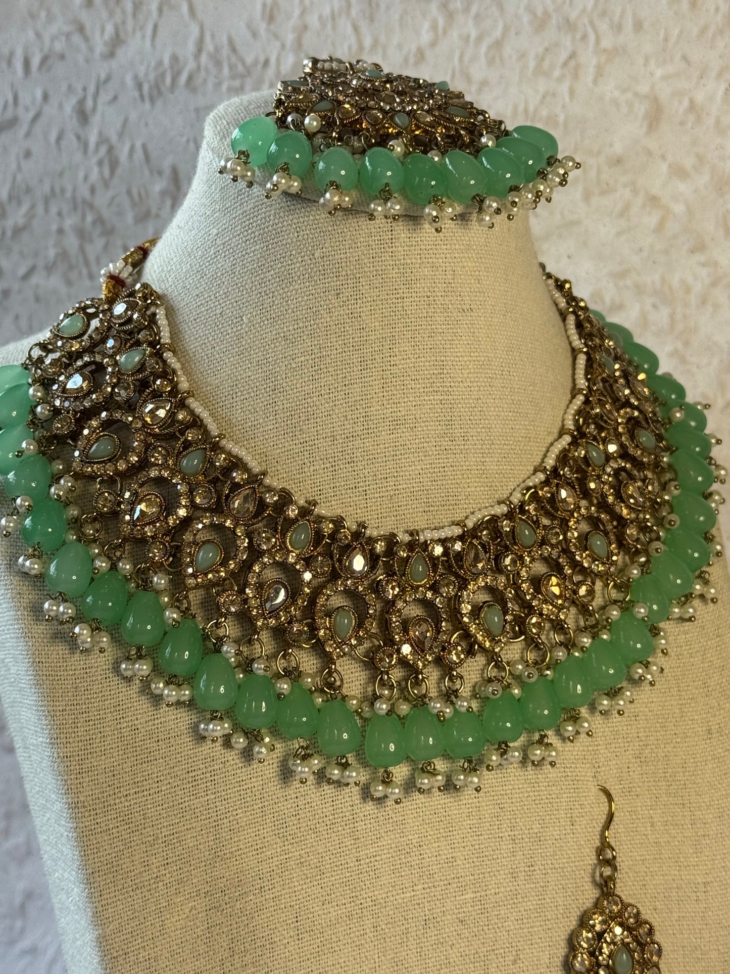 Mint Green & Gold Set with Tikka and Pasa