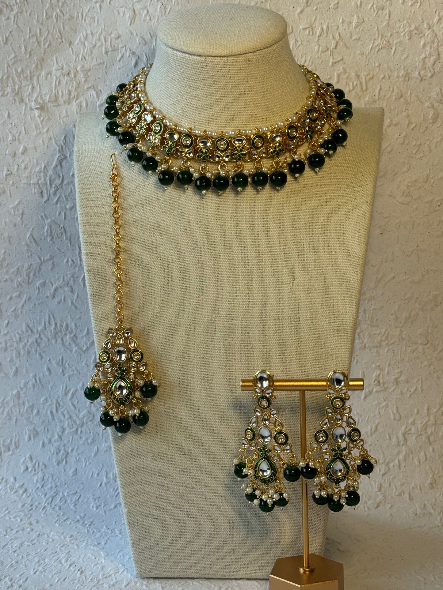 Emerald Green and Gold Necklace Set with Tikka