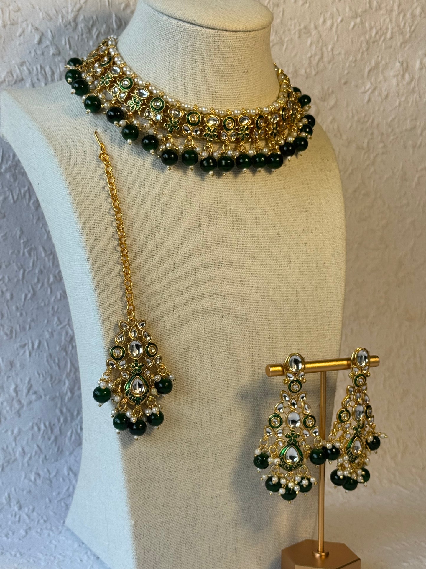 Emerald Green and Gold Necklace Set with Tikka