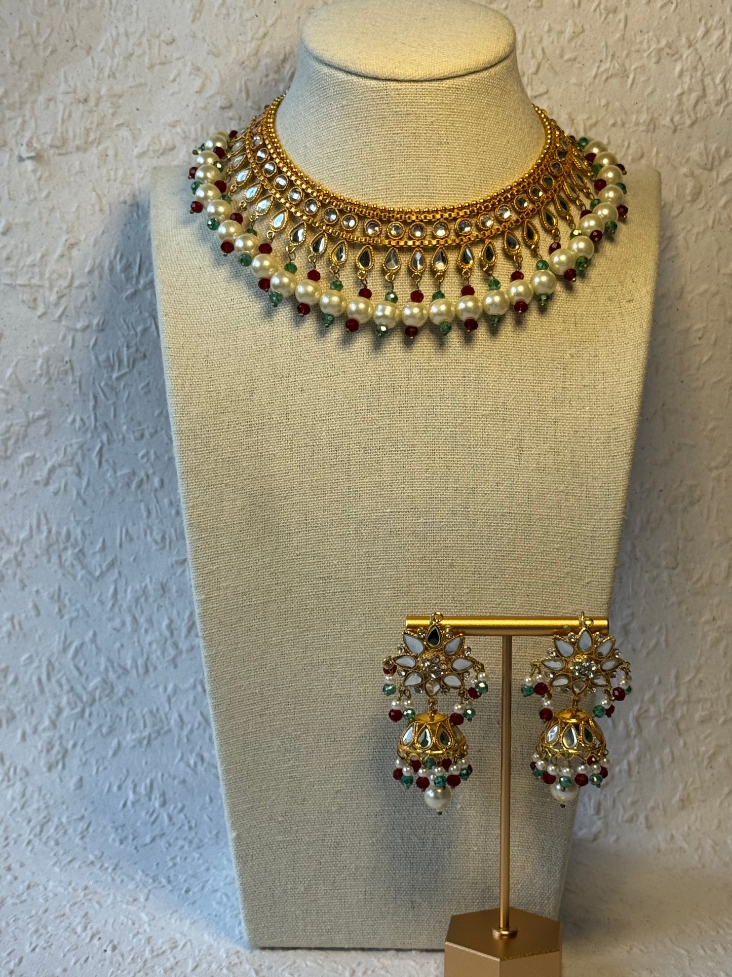 Regal Gold Necklace set with Ruby Green Accents