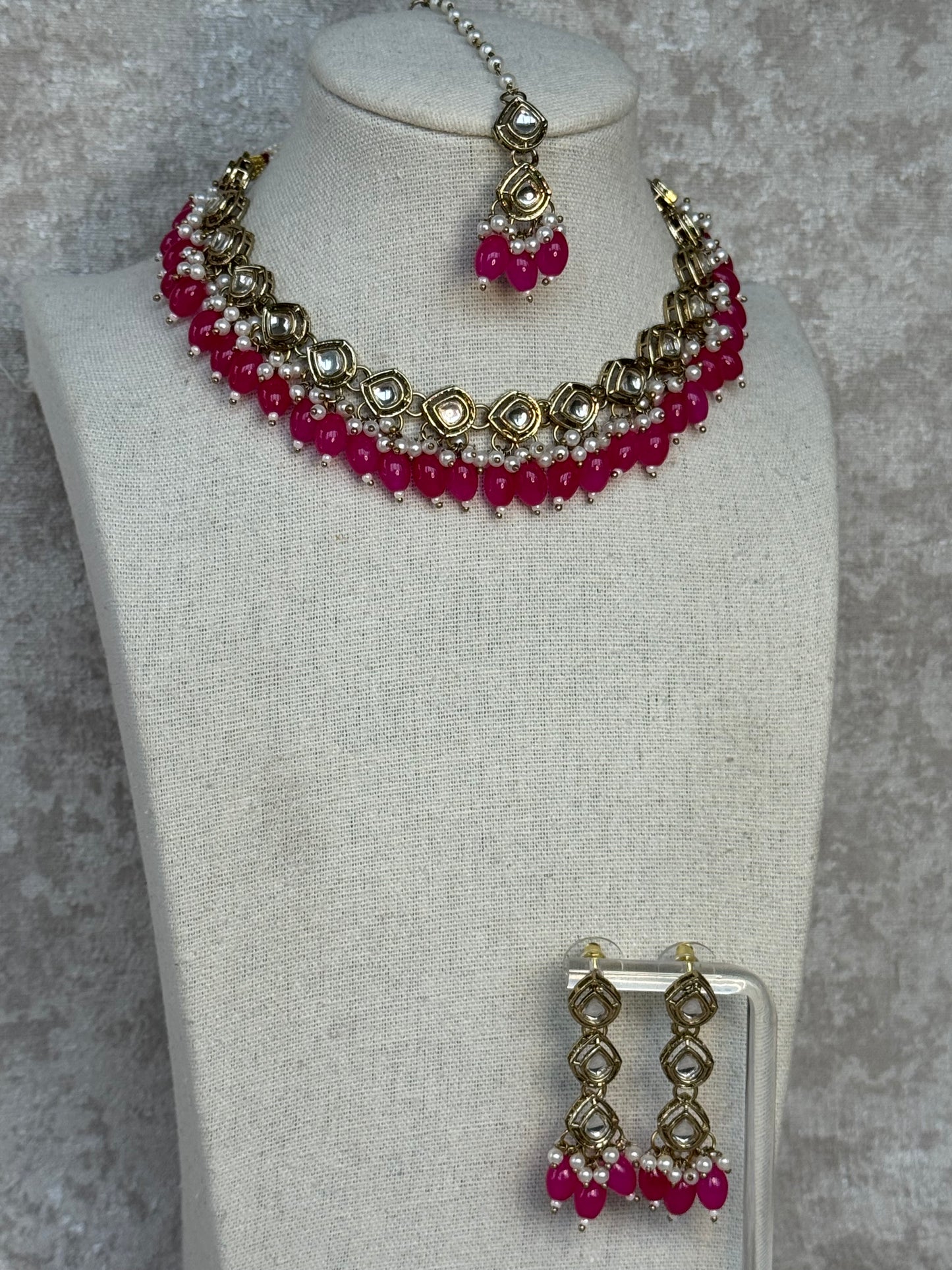 Necklace set with earrings and tikka - Mendhi Plated
