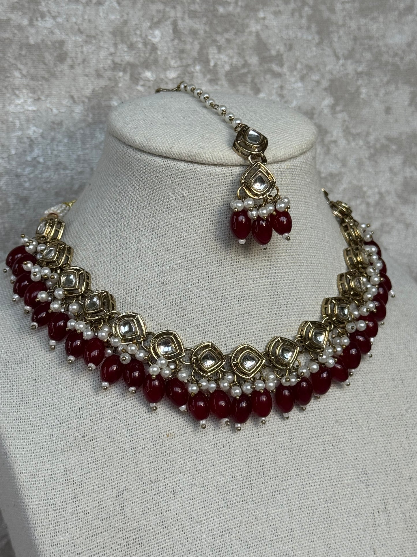 Necklace set with earrings and tikka - Mendhi Plated