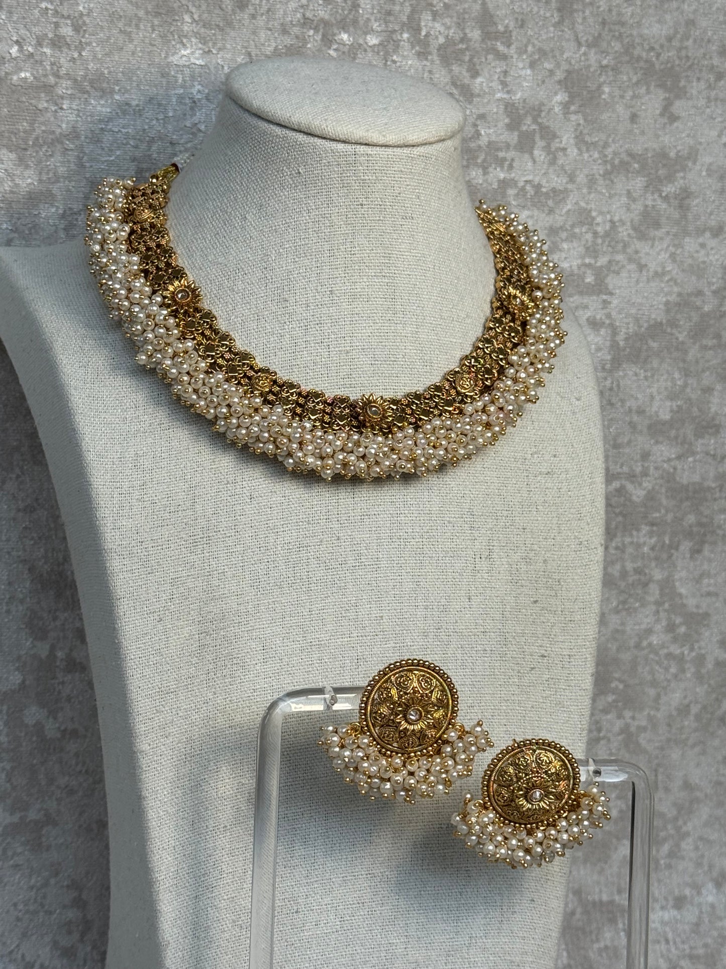 Pearl Gold-plated Necklace Set