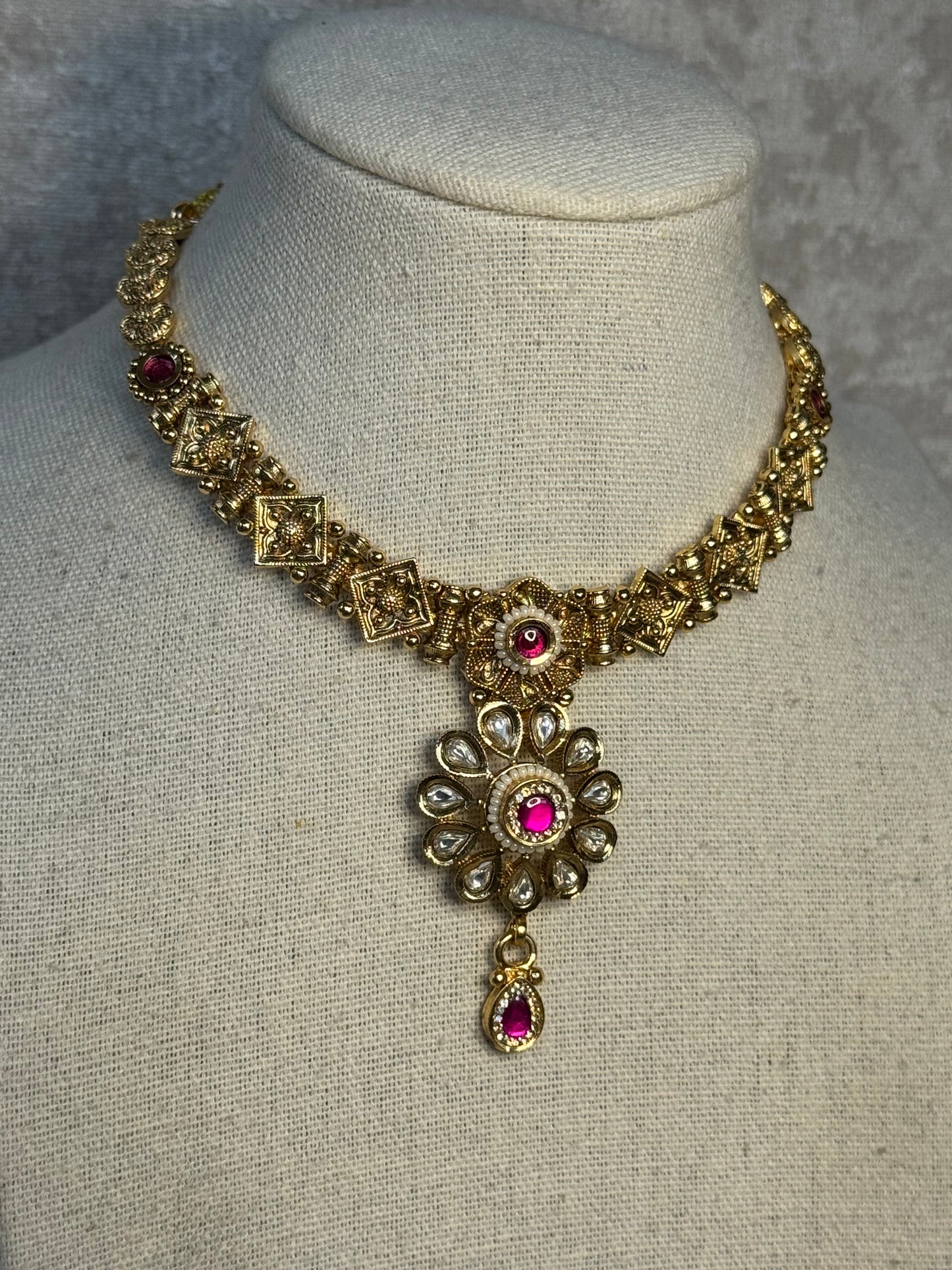 Classic Necklace Set with Gold Plating