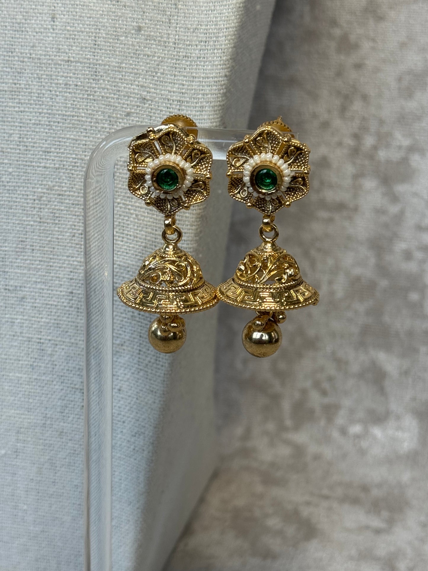 Classic Necklace Set with Gold Plating