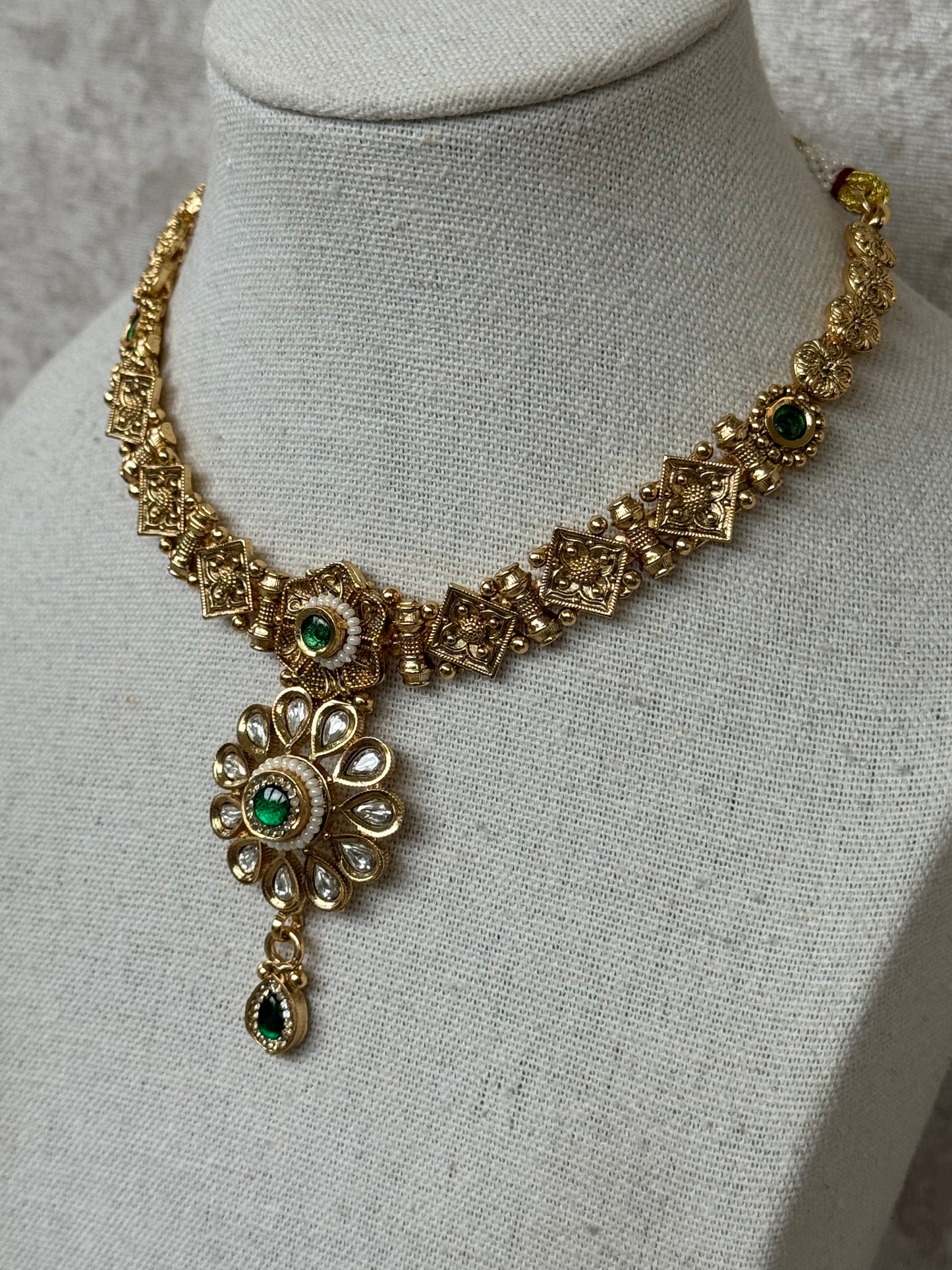 Classic Necklace Set with Gold Plating