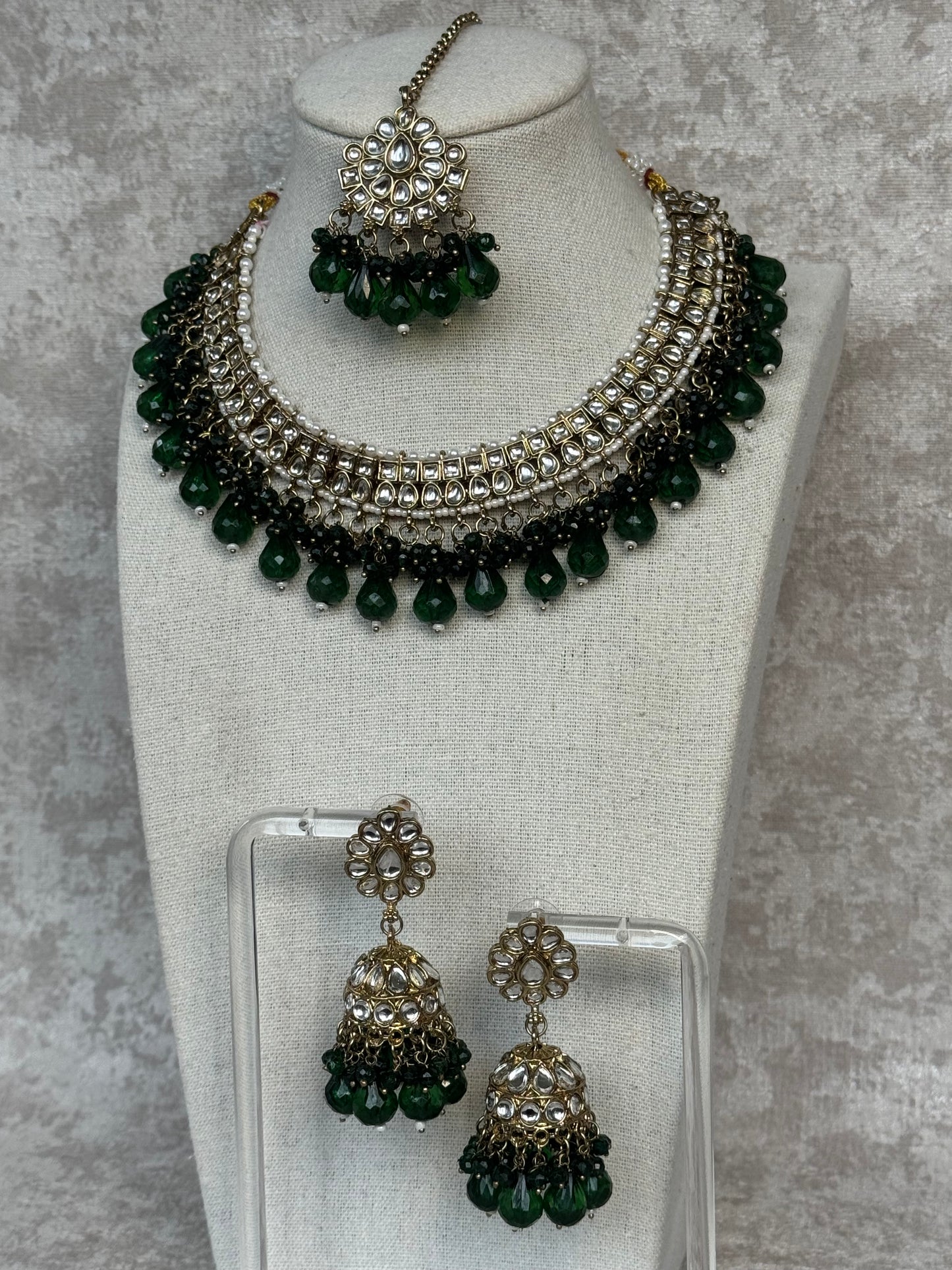 Kundan Necklace Set with Earrings & Tikka