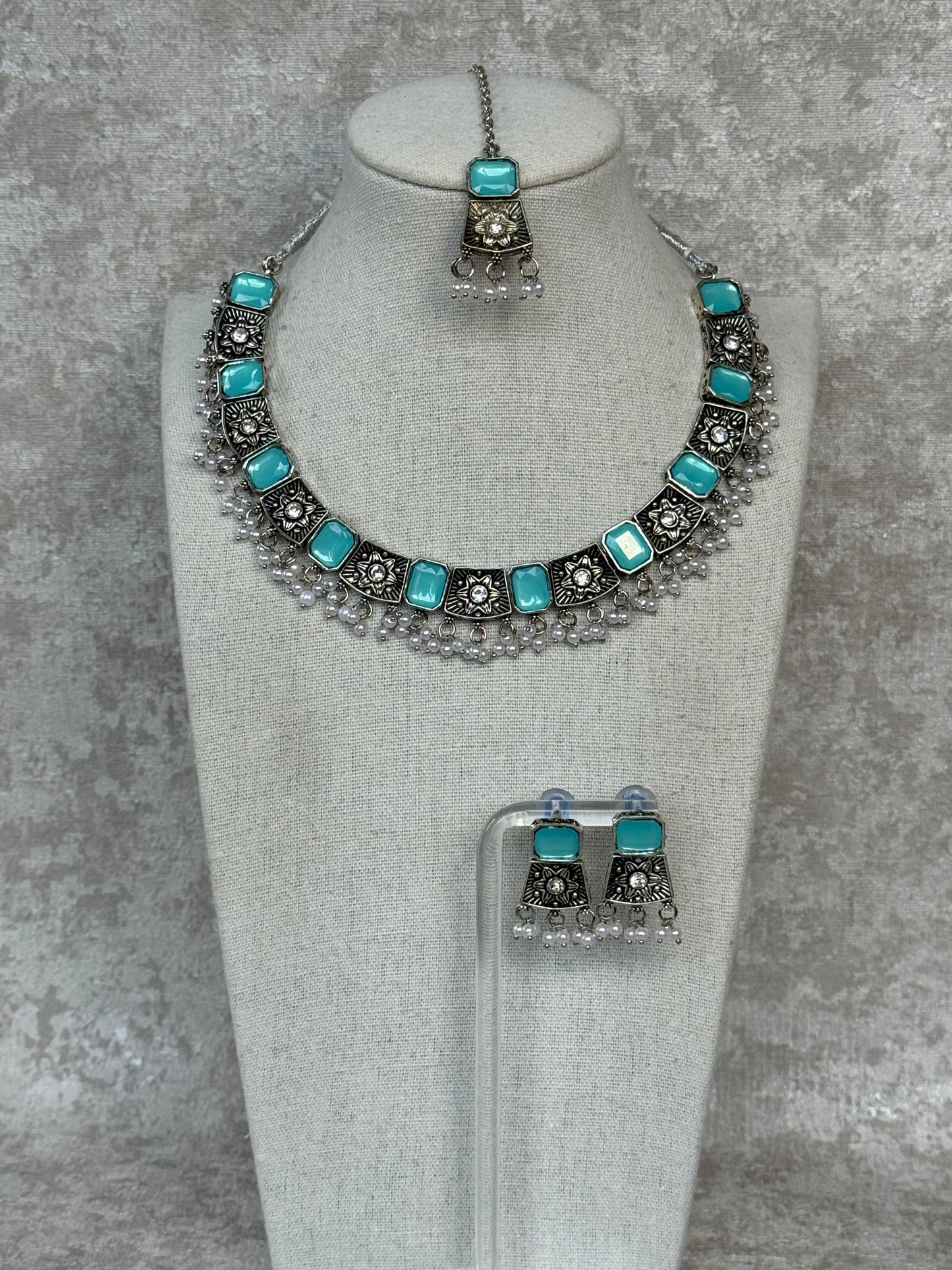 Oxidised Clustered Pearl Necklace Set