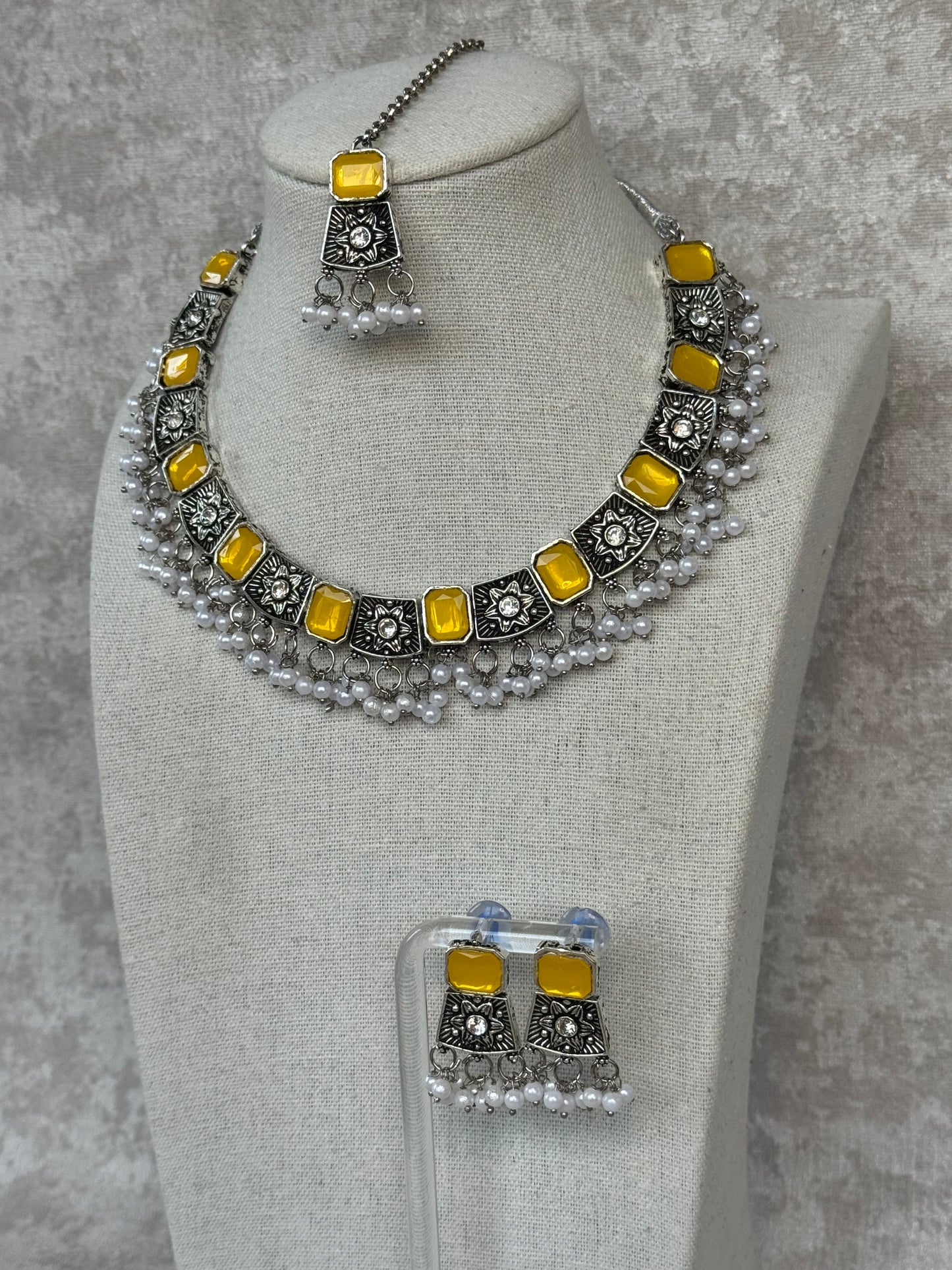 Oxidised Clustered Pearl Necklace Set