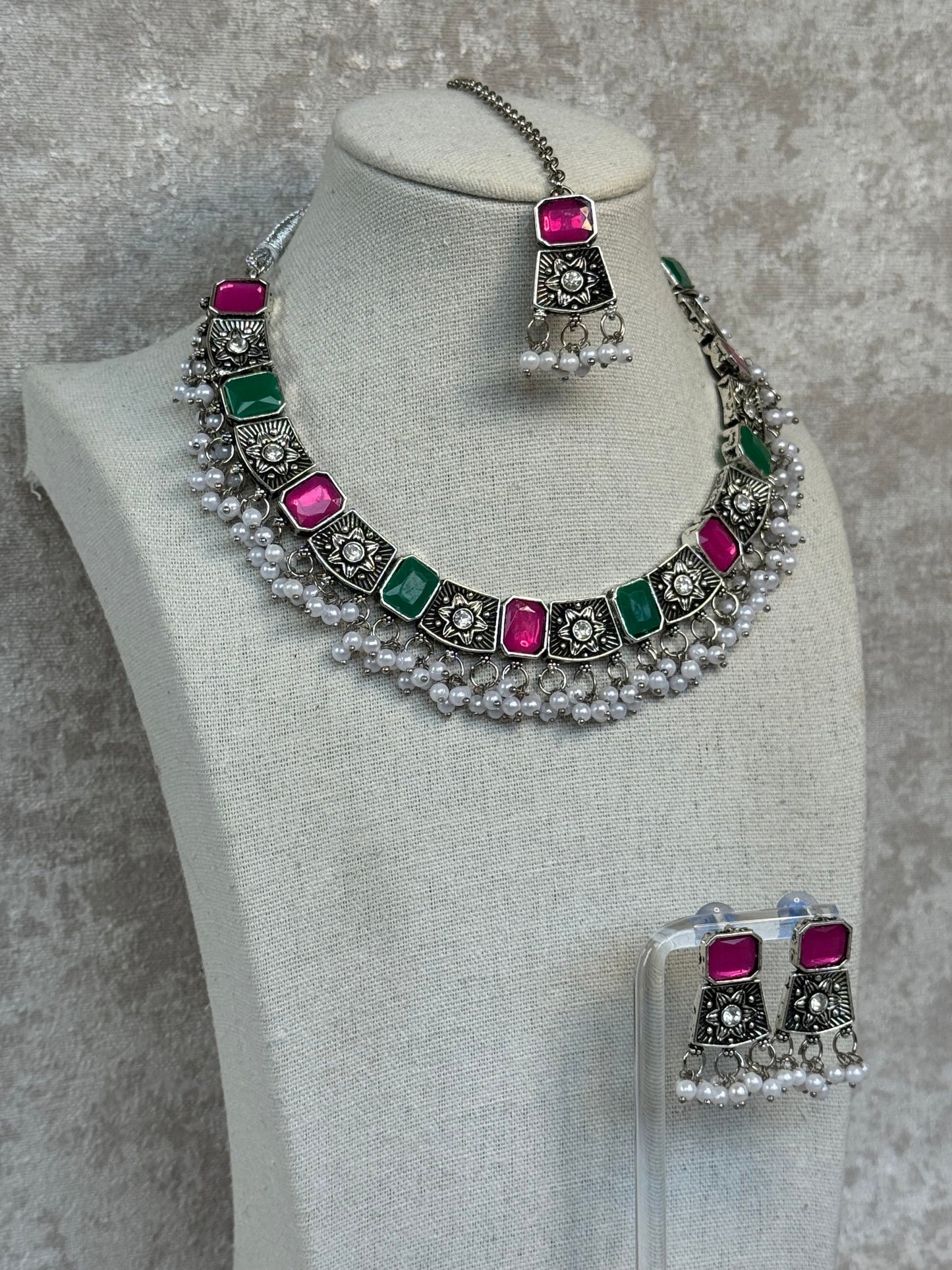 Oxidised Clustered Pearl Necklace Set