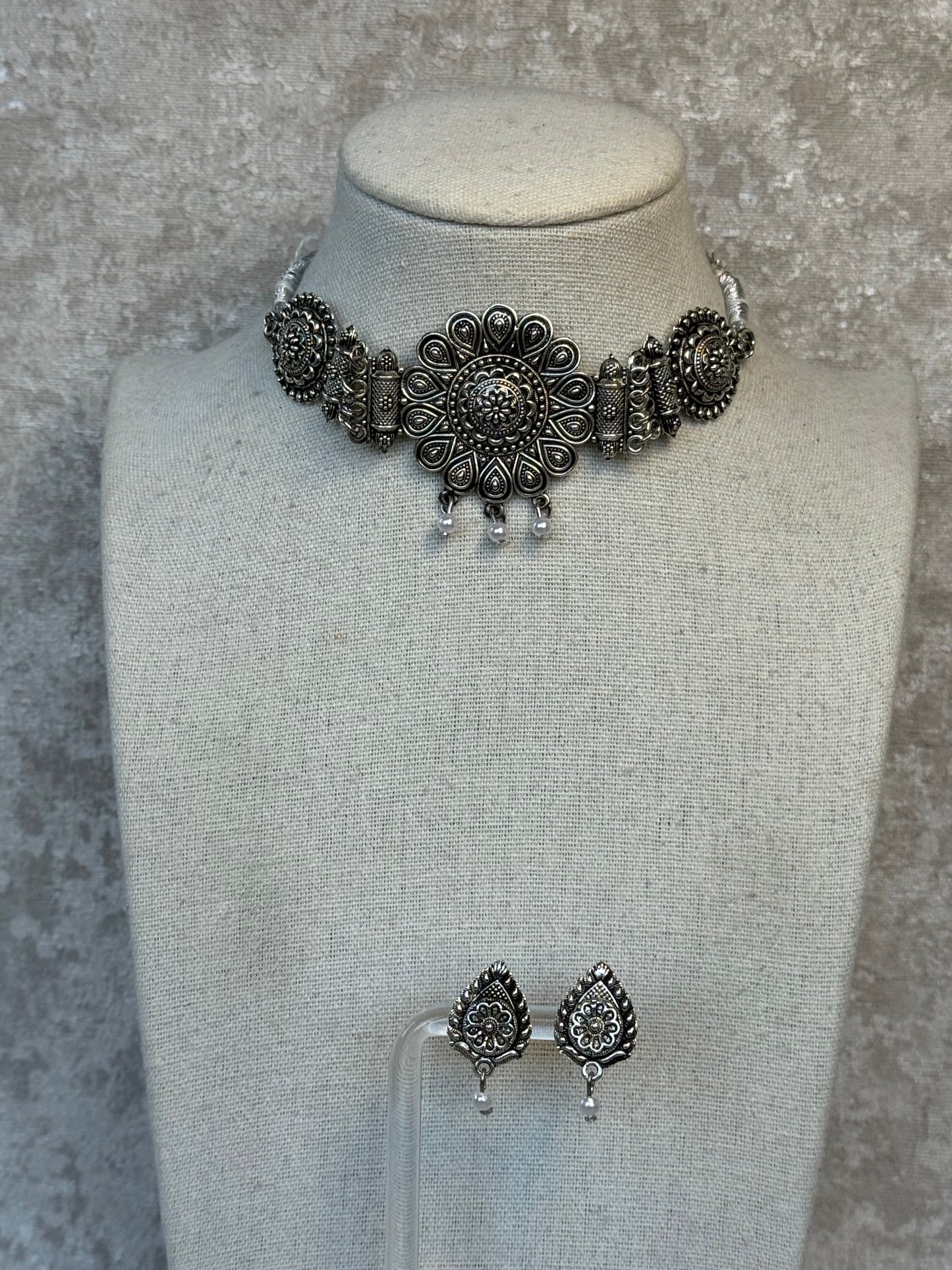 Oxidised Choker Set