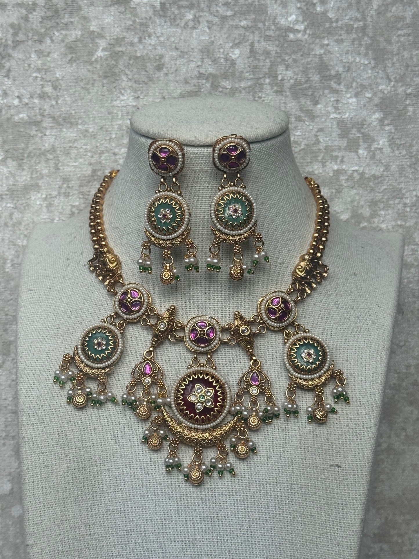 Heritage Doublet Necklace Set | The Tara Collection