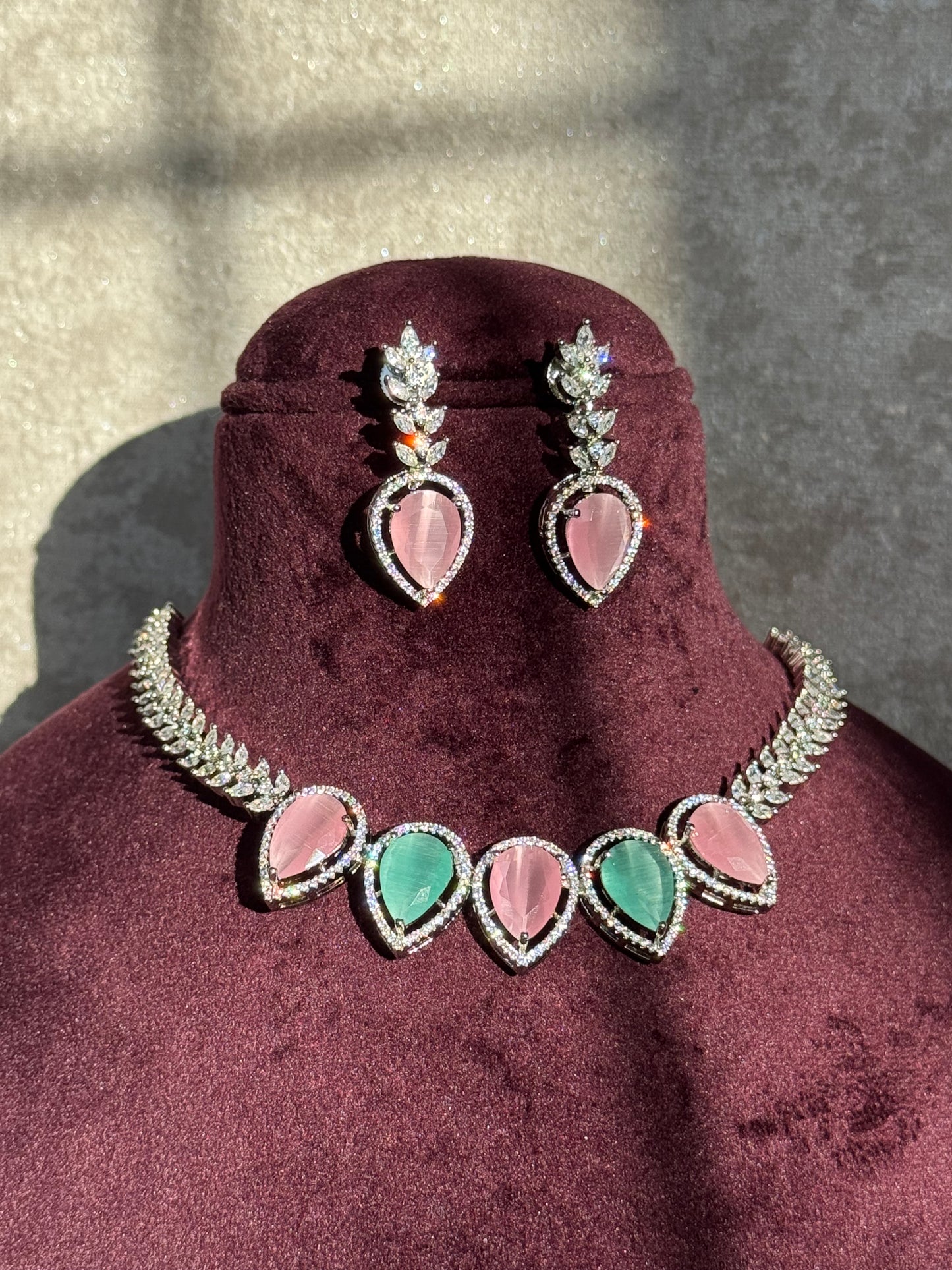 AD Tear Drop Stone Necklace set