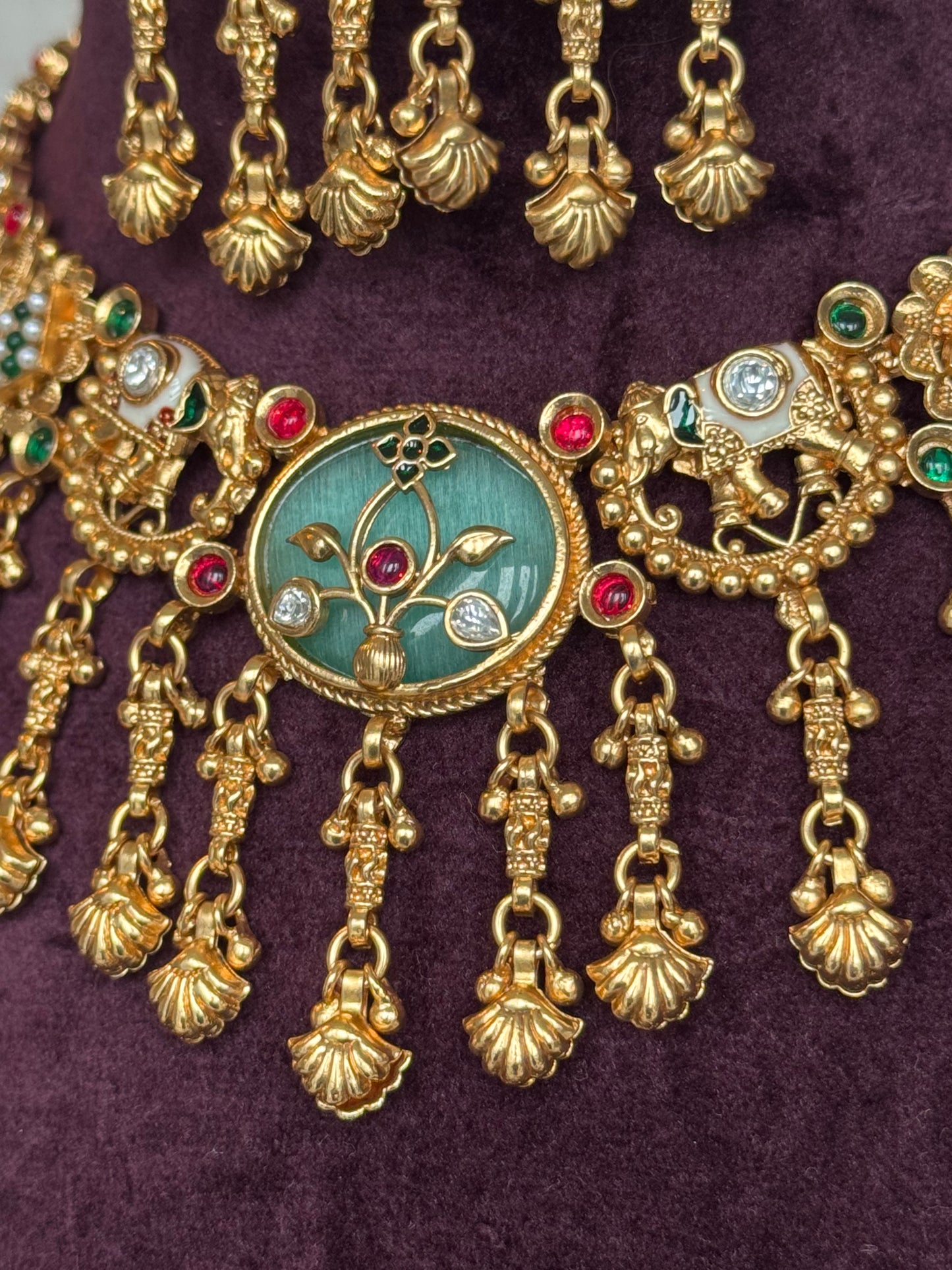 Heritage Necklace Set with Elephant Motif | Necklace & Earrings