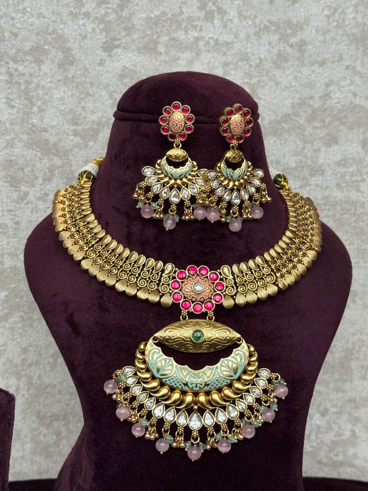Heritage Necklace Set | The Tara Collection