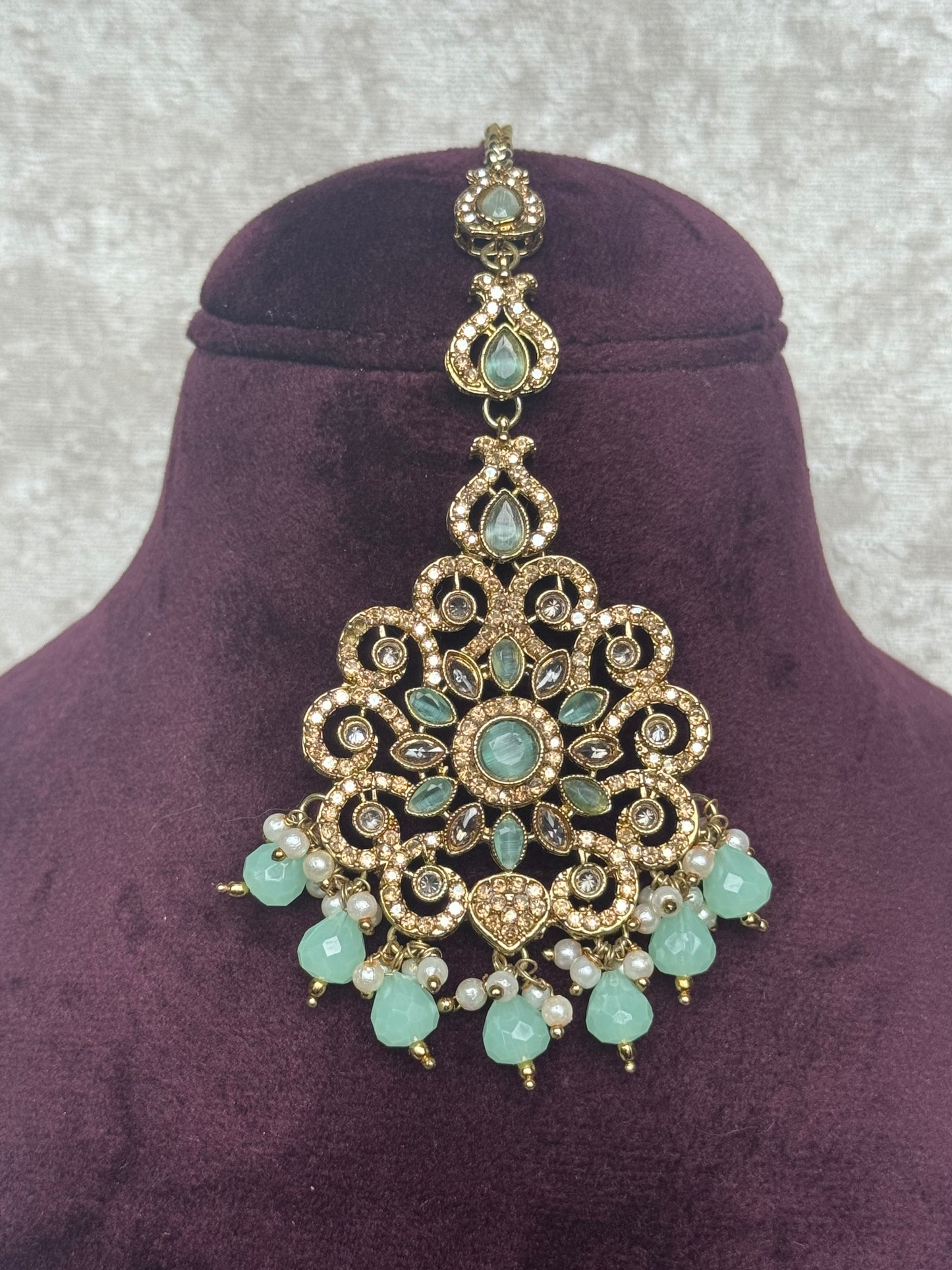 Polki Earring & Tikka Set with Attached Sahara | The Tara Collection