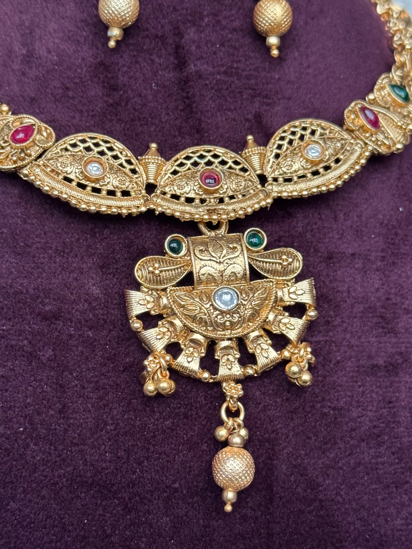 Heritage Necklace Set | The Tara Collection
