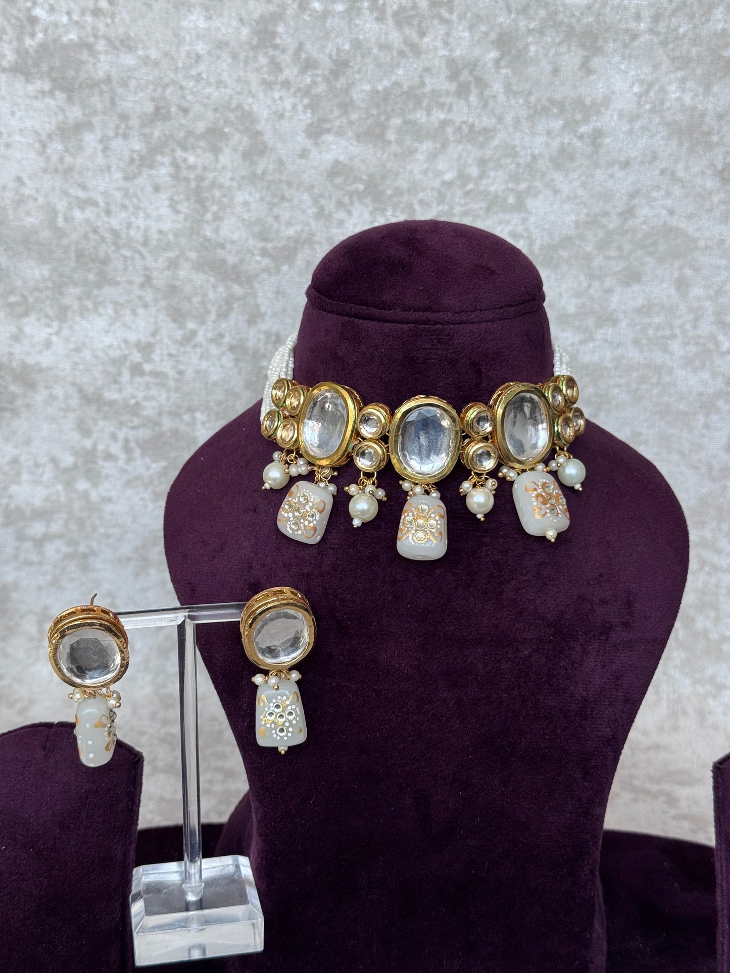 Ivory Kundan Choker Set | The Tara Collection