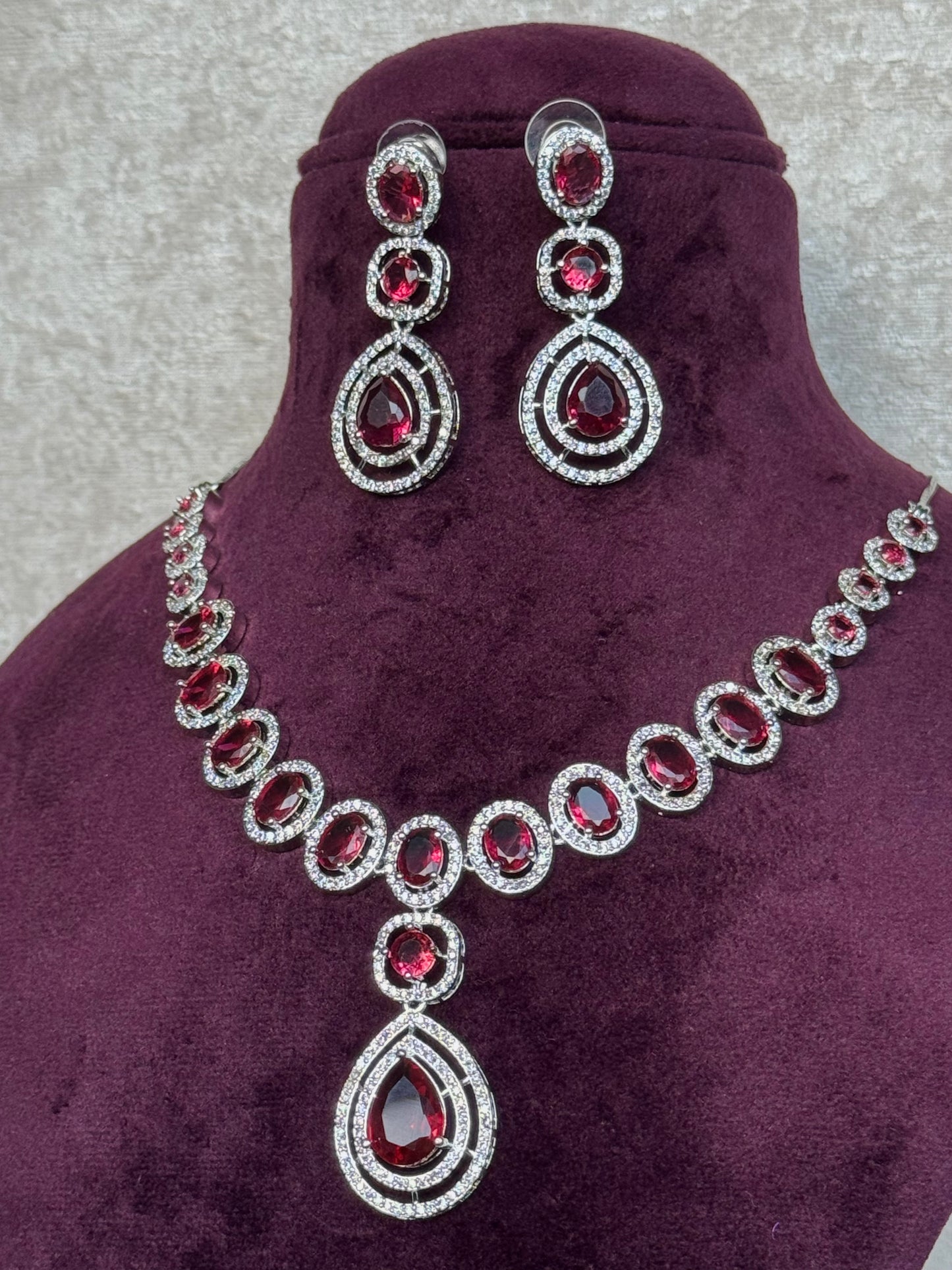 AD Teardrop Necklace Set | Necklace & Earrings