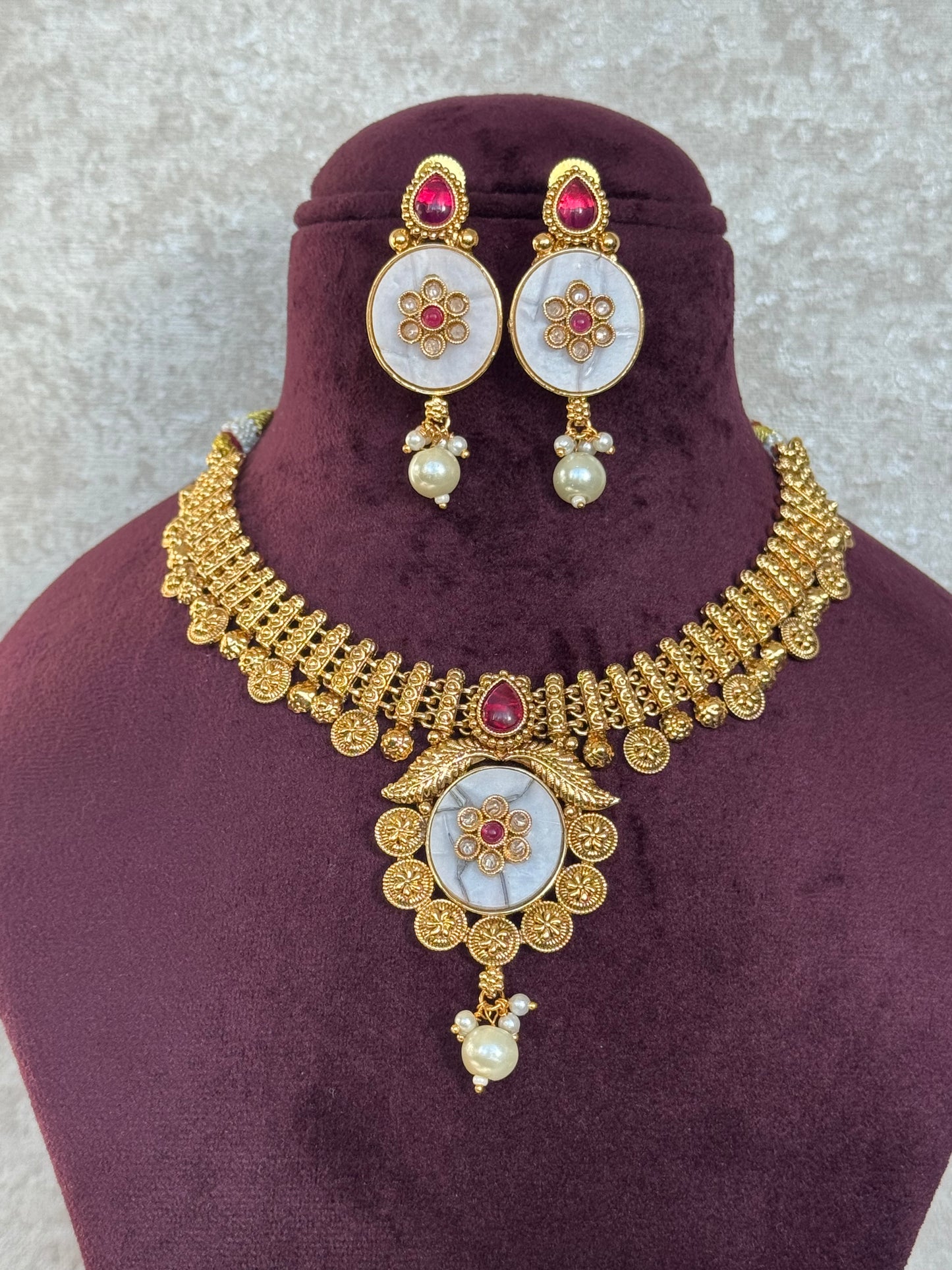 MOP Heritage Necklace Set