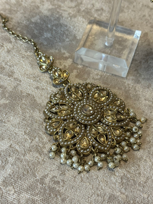 Antique Gold Jhumka & Tikka Set
