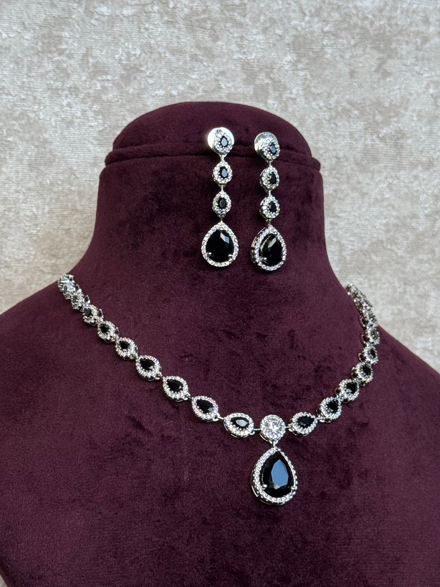 Simple AD Necklace Set | Necklace & Earrings