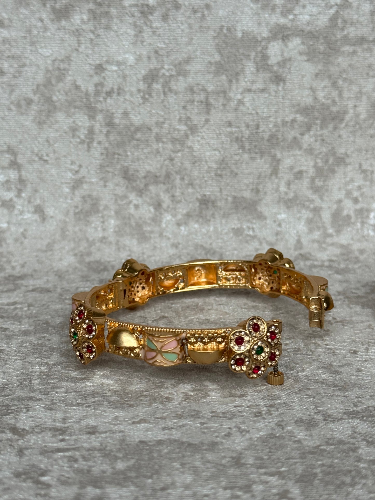 Heritage Bangle set | Size 2.6 | The Tara Collection