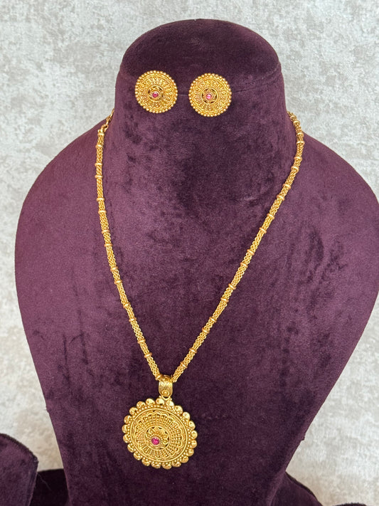 Traditional Gold Round Pendant Set | Necklace & Earrings | The Tara Collection