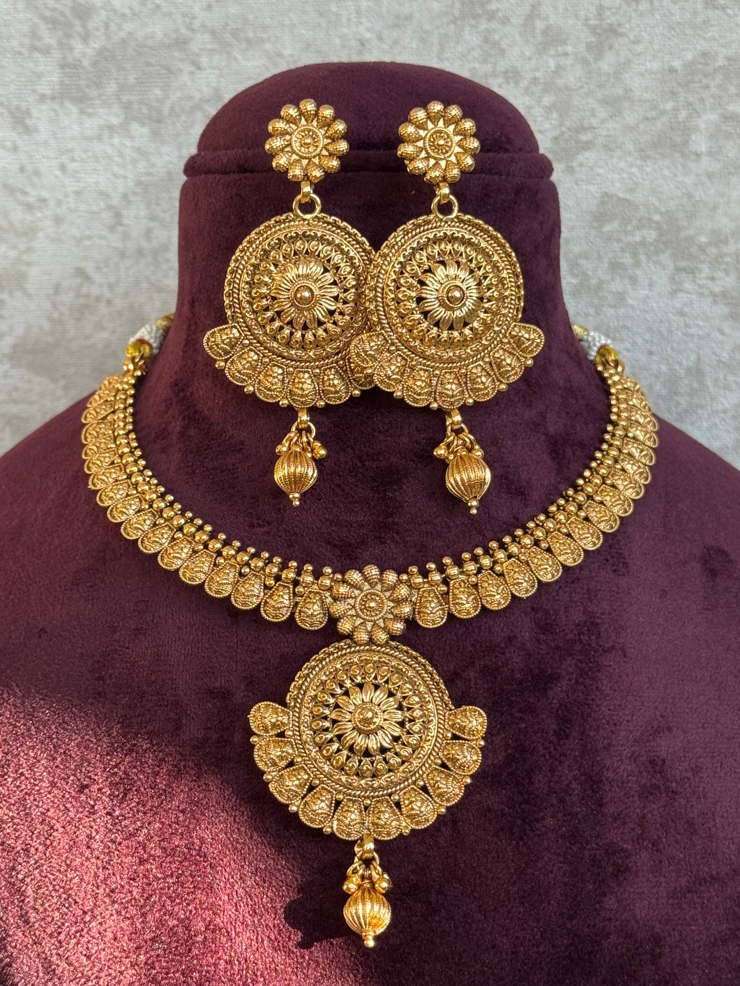 Elegant Gold Necklace Set | Necklace & Earrings