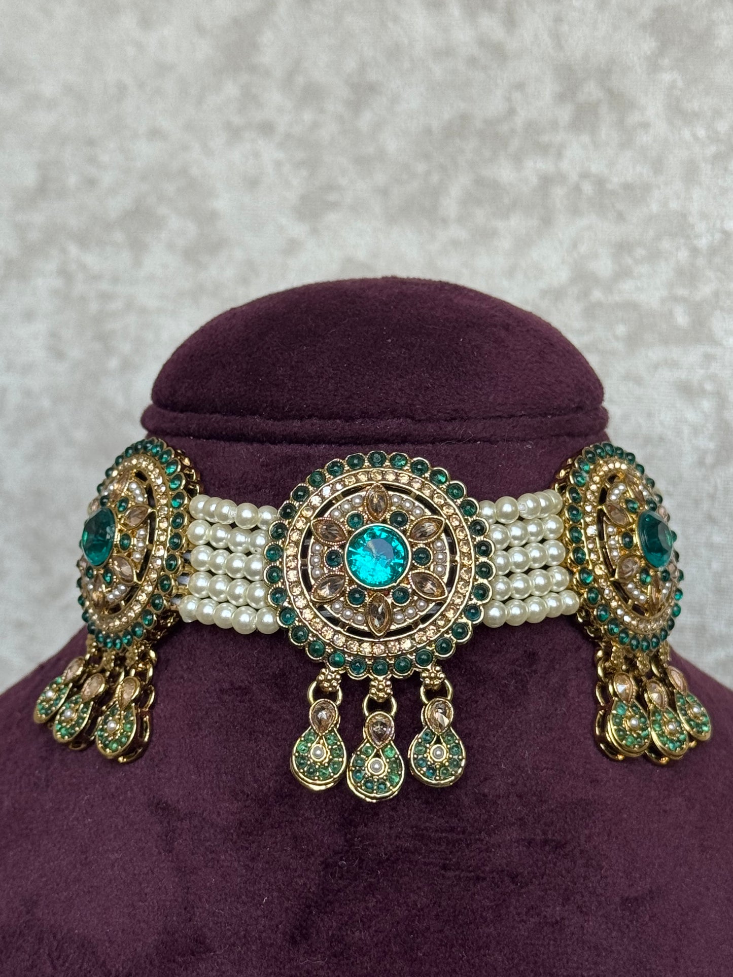 Pearl Bead Choker Set | The Tara Collection