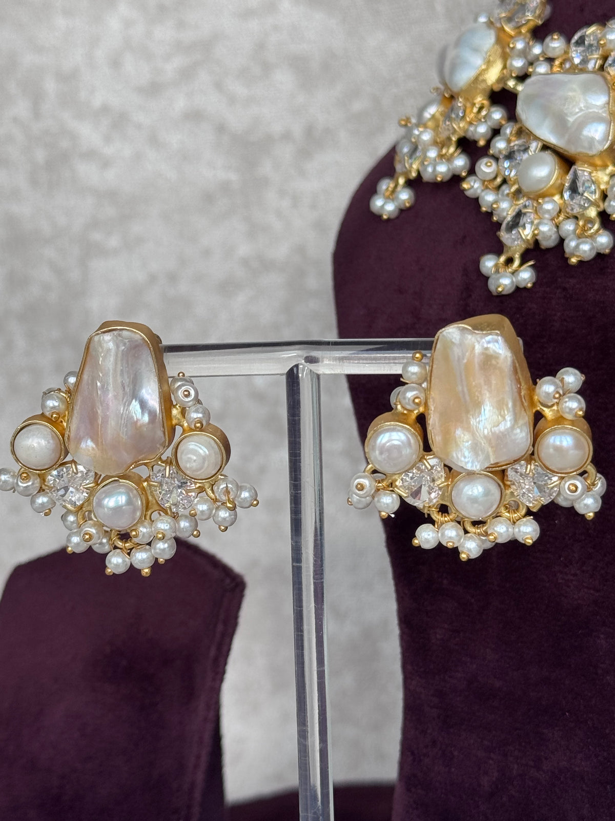 Urmi - Mother of Pearl Set | The Tara Collection
