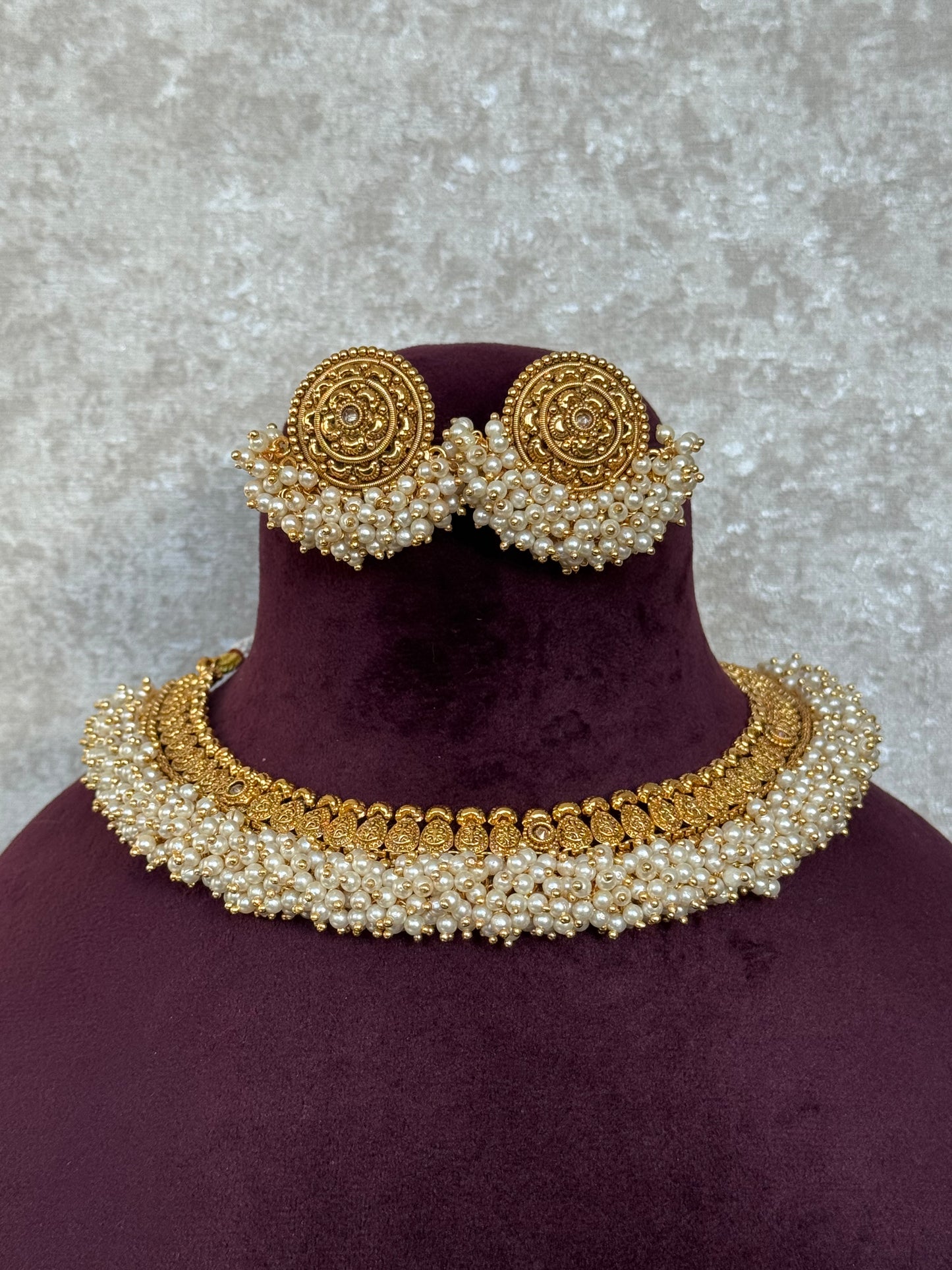 Moti Gold-Plated Necklace Set