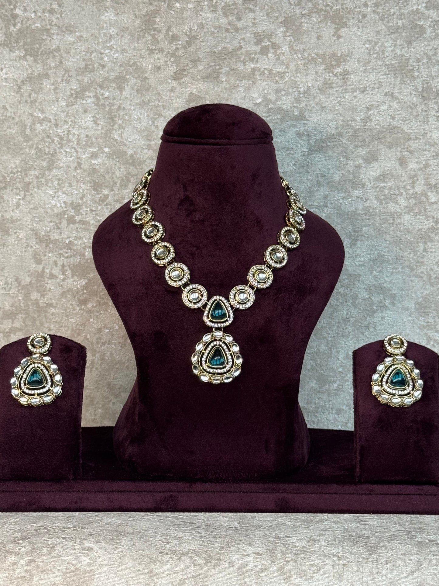 Kundan Necklace Set (multiple colours)