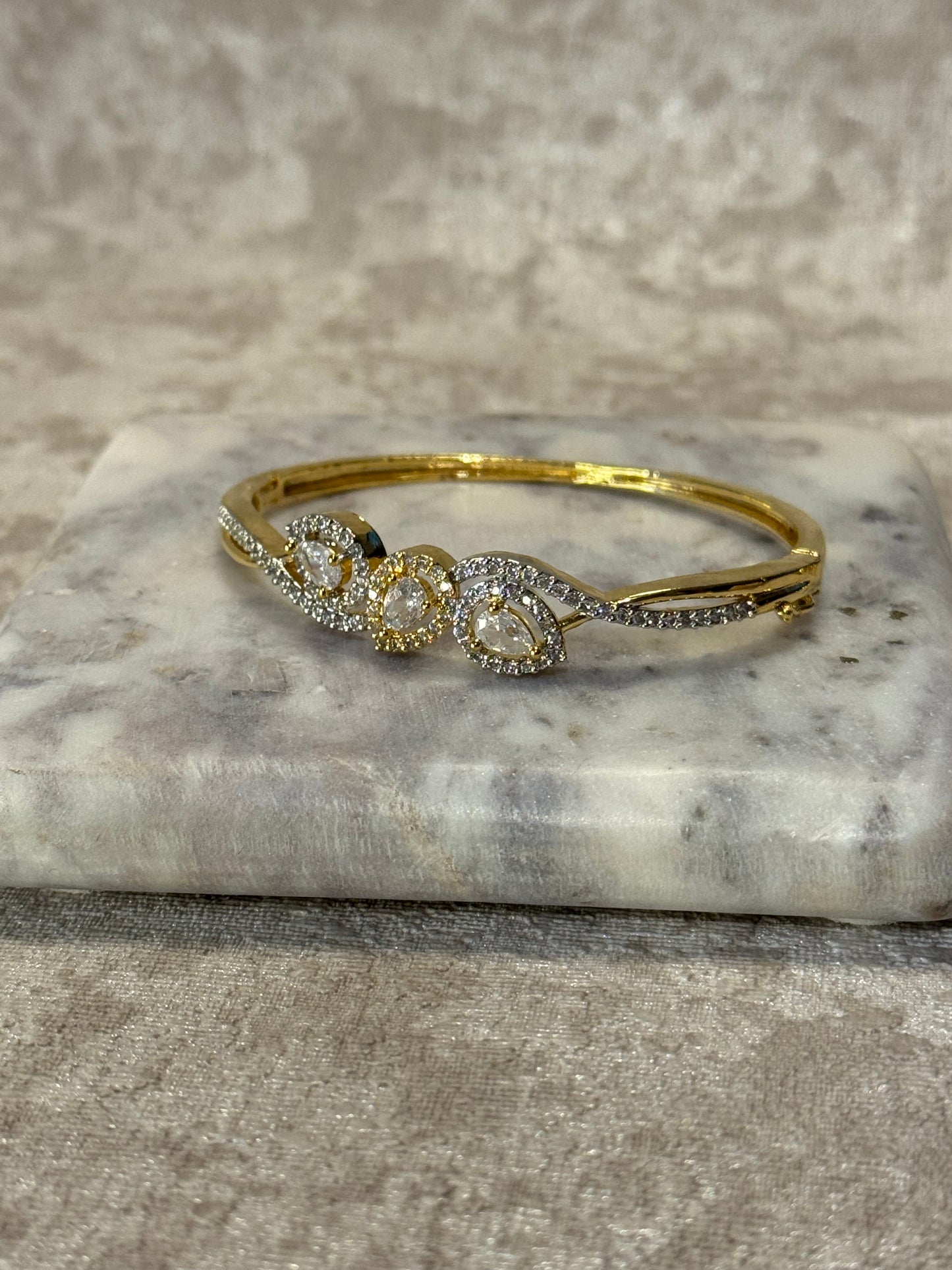 Teardrop American Diamond Bracelet