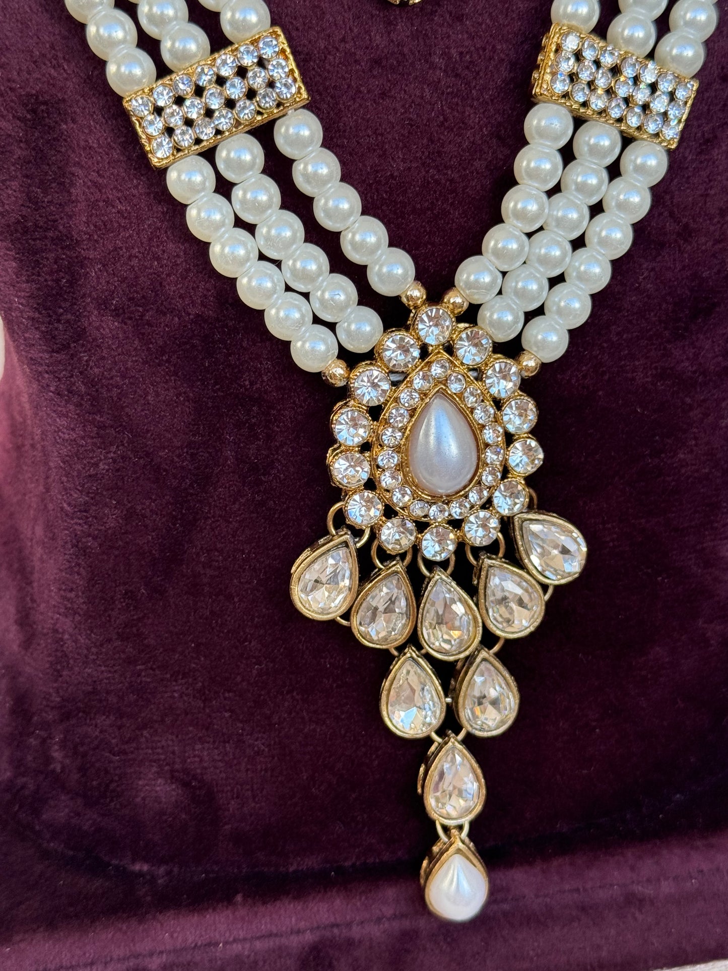 Pearl & Kundan Mala Necklace Set | Necklace, Mala, Tikka, Earrings