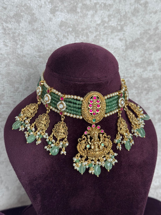 Temple Necklace Set with Matte Gold Plating | The Tara Collection