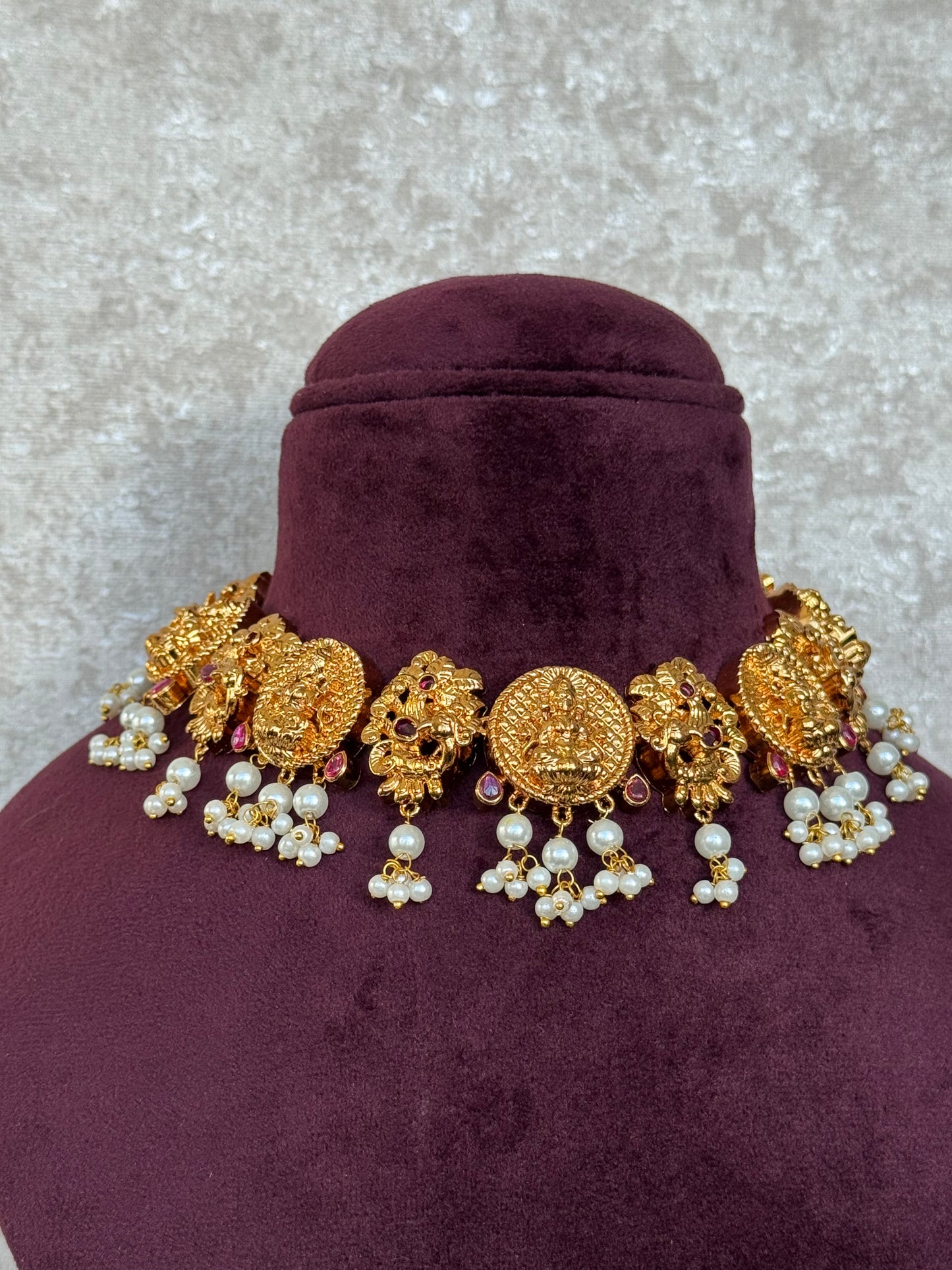 Temple Necklace Set