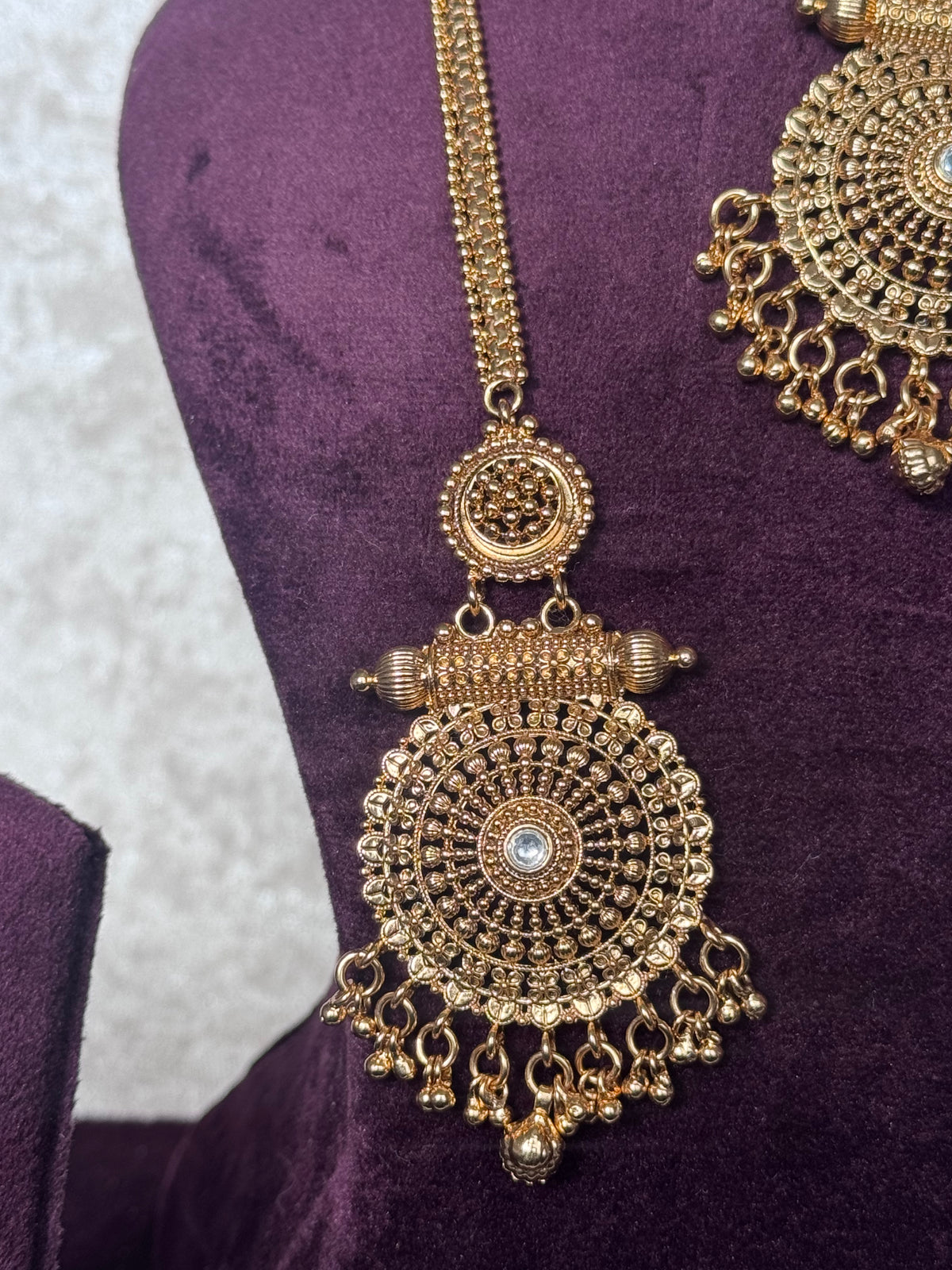 Shruti - Antique Gold Necklace Set | The Tara Collection