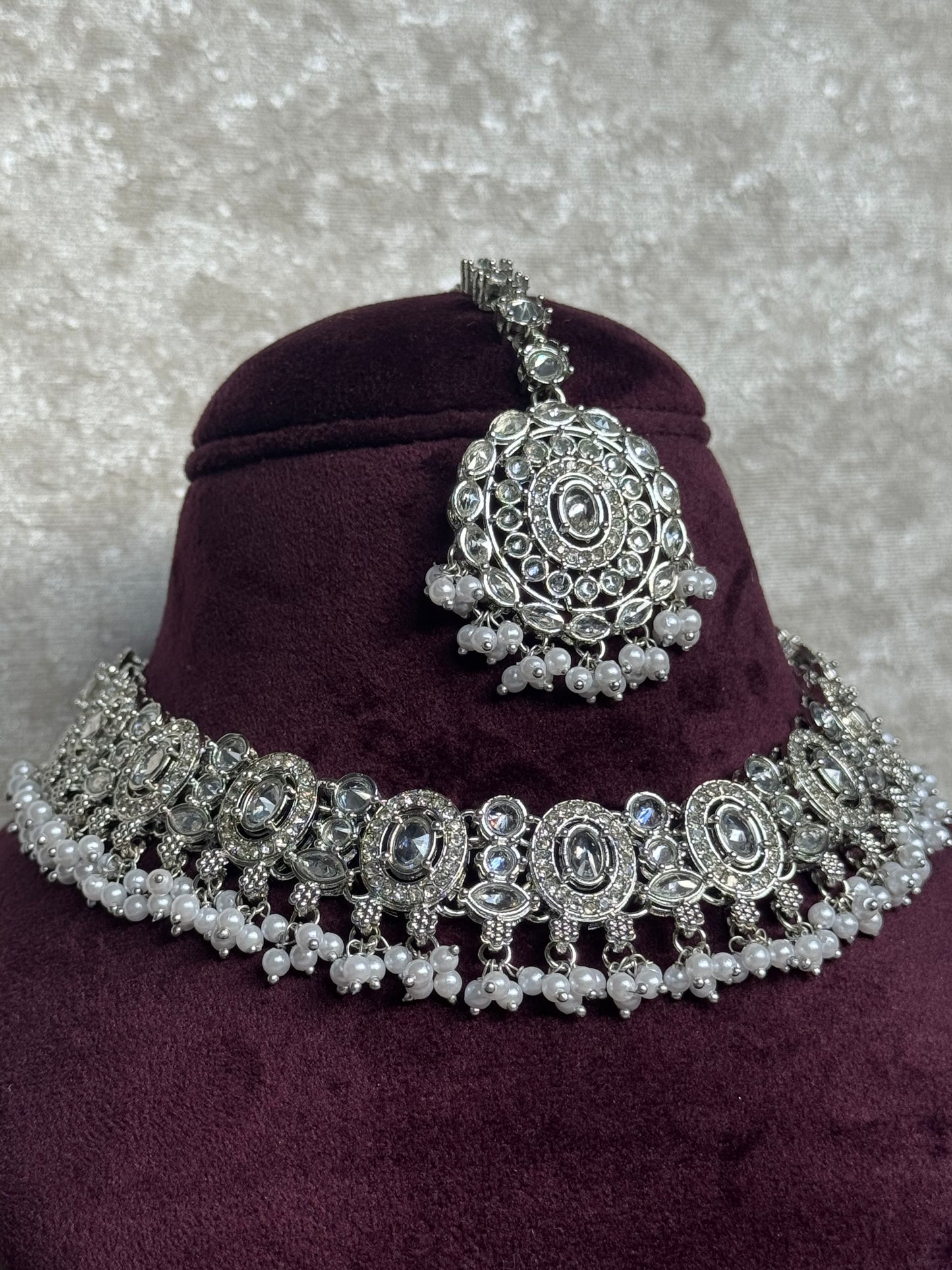 Silver Set with Stud earrings & tikka